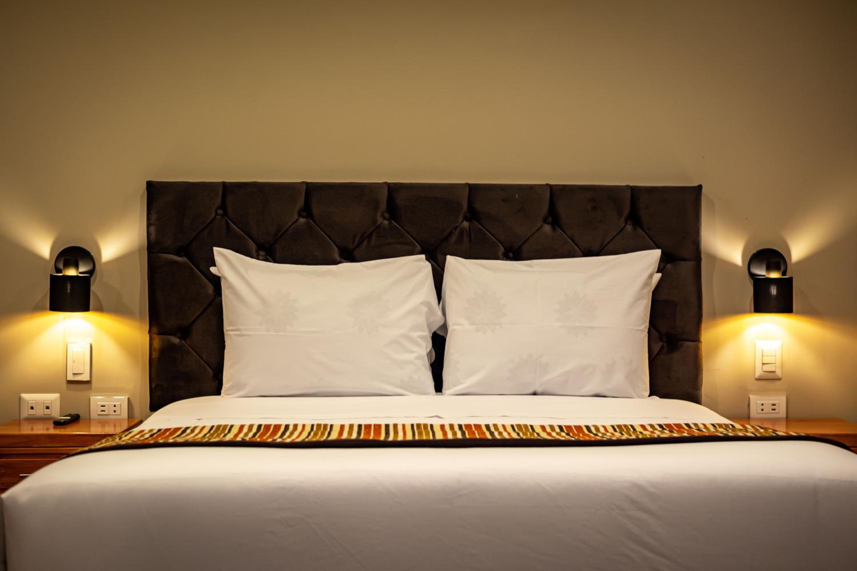 Deluxe Queen Room photo 3