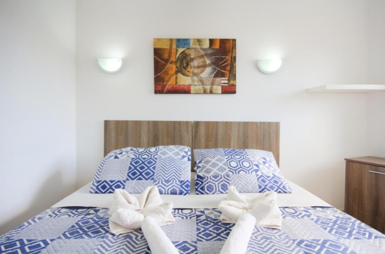 Two-Bedroom Apartment with City View