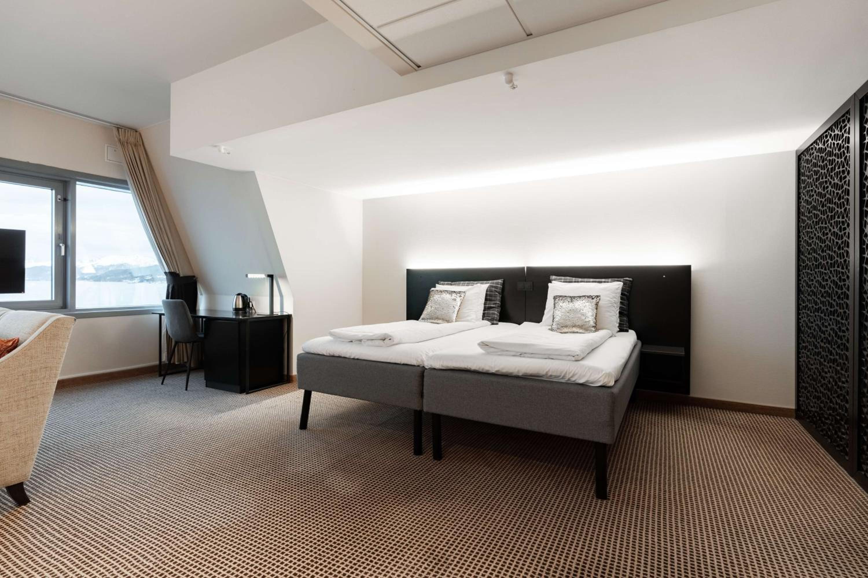 Junior Suite - Photo 2