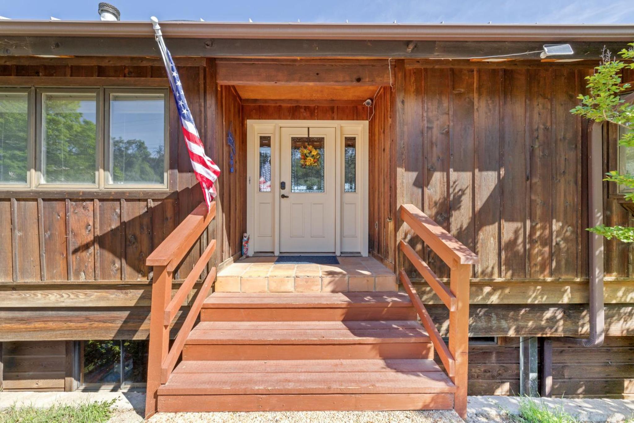 Four-Bedroom House photo 2