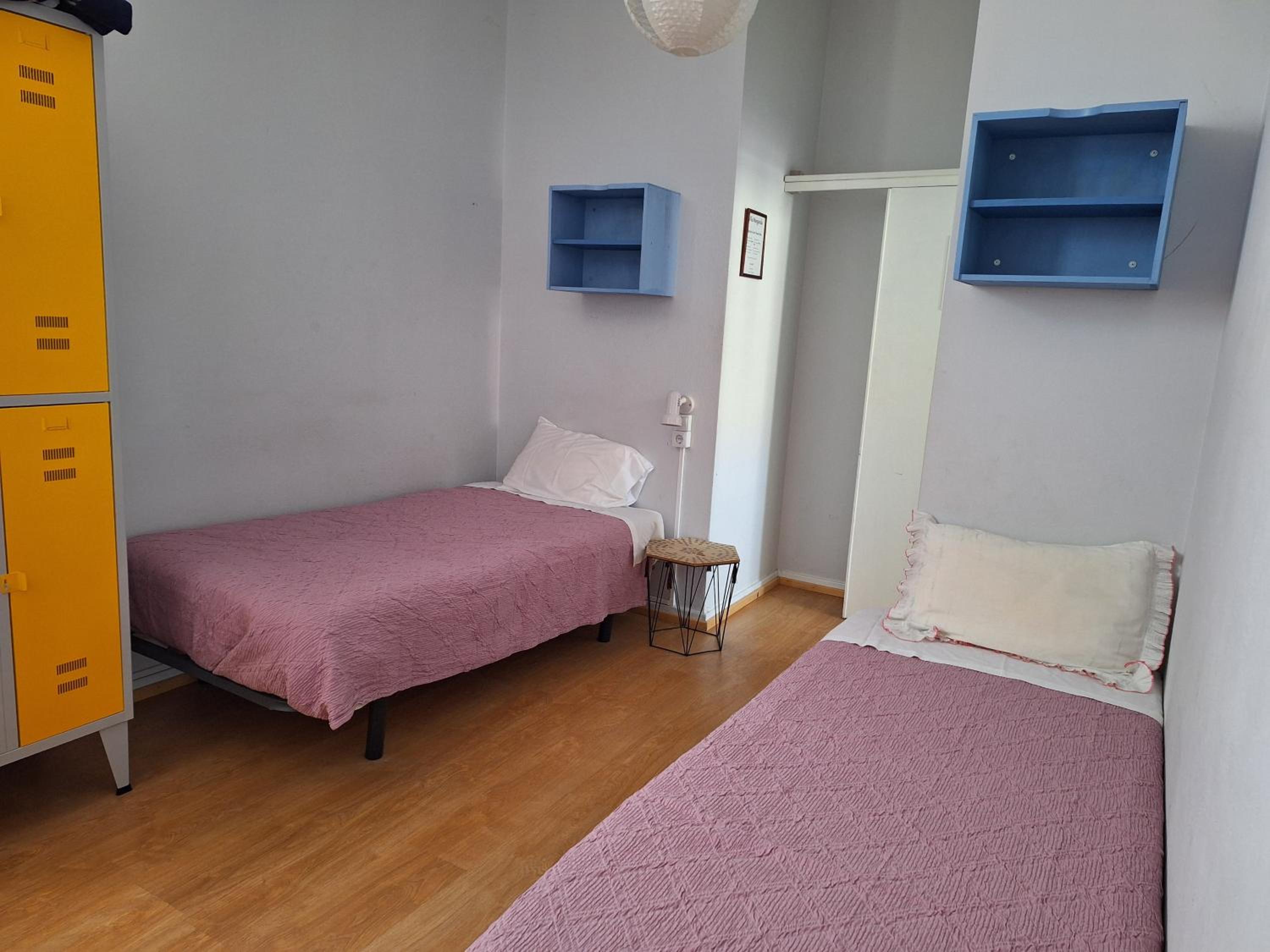 Single Bed in Female Dormitory Room photo 2