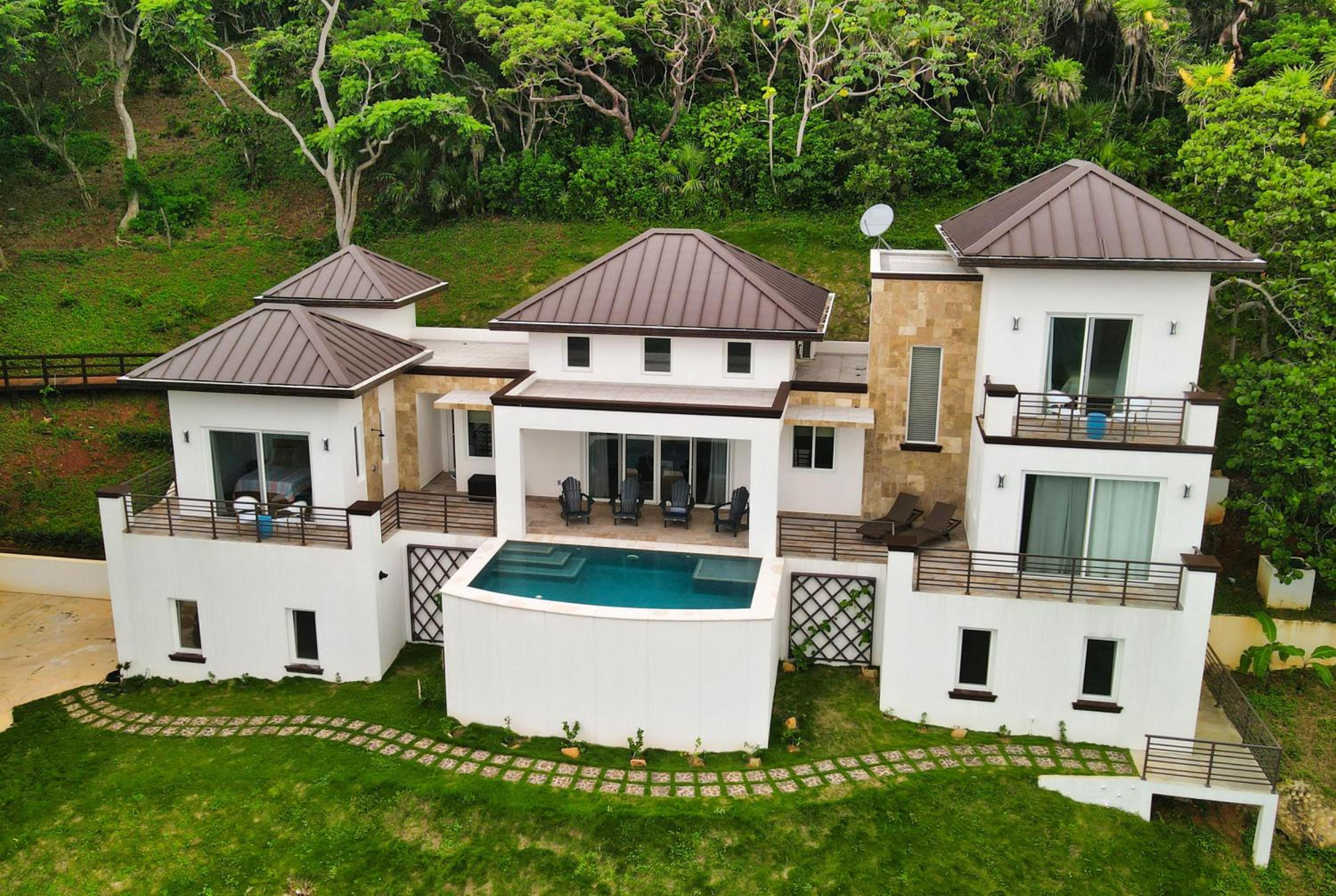 Two-Bedroom Villa photo 2