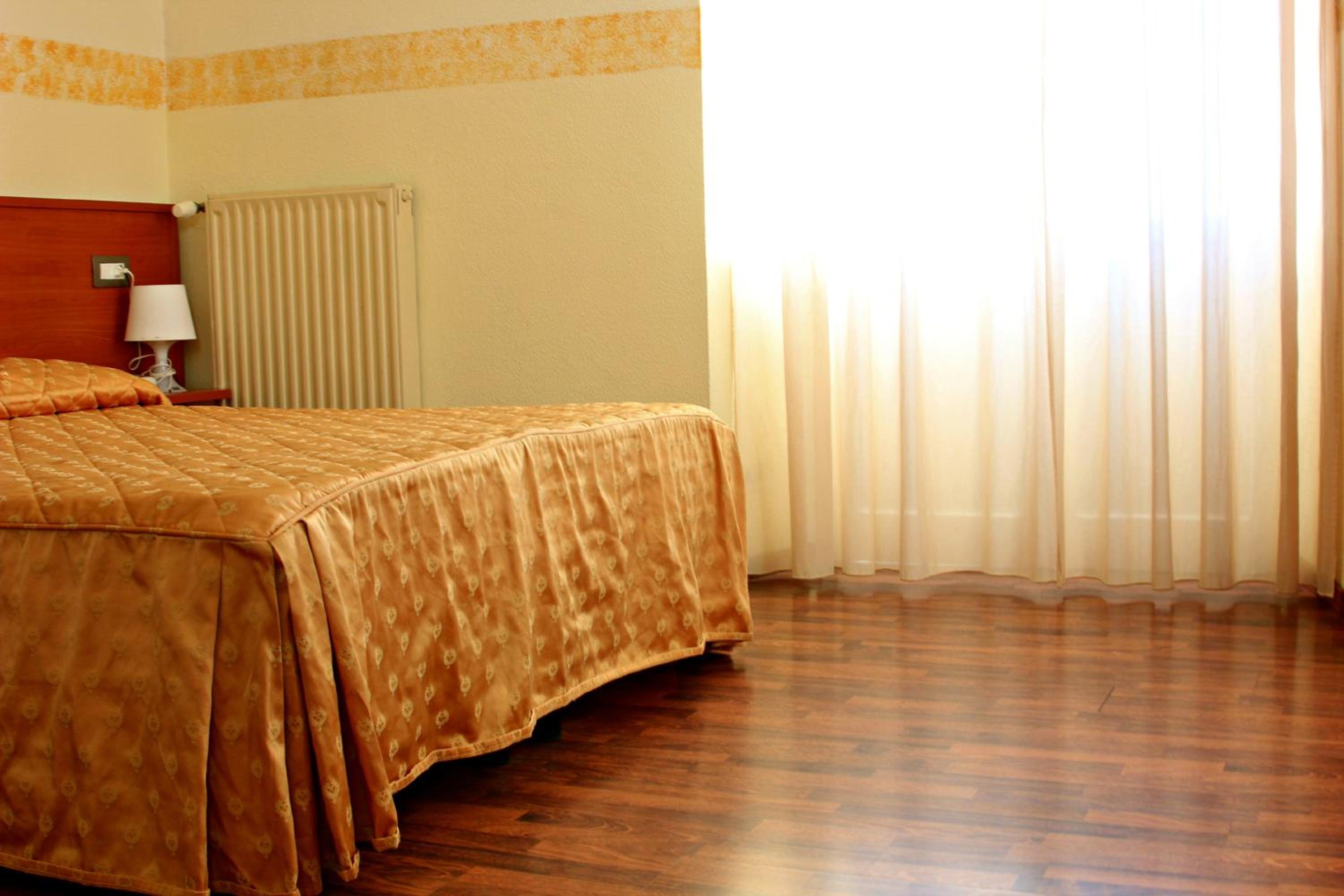 Double Room - Photo 3