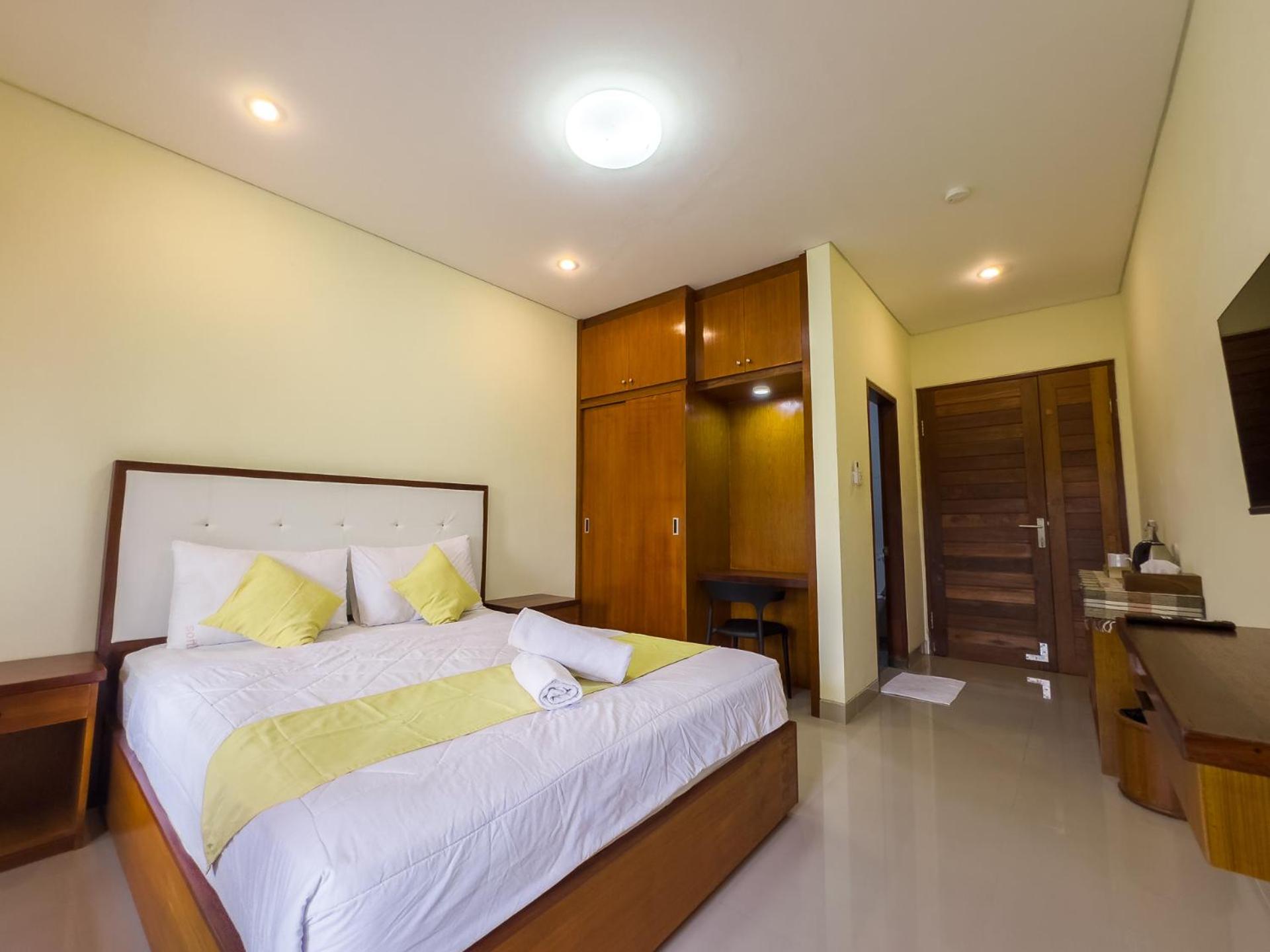 Double Room - Photo 5