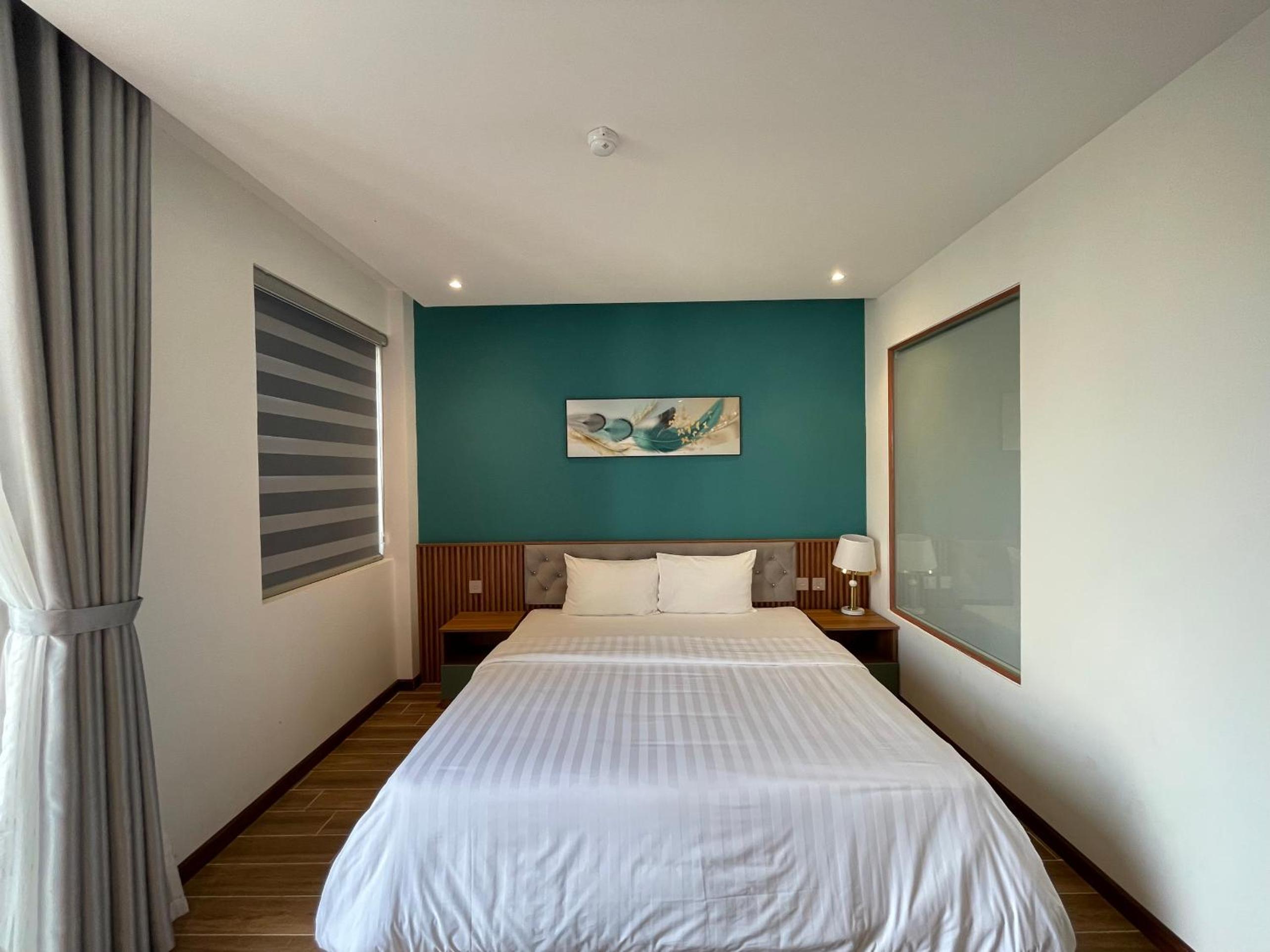 Standard Double Room with Window photo 3