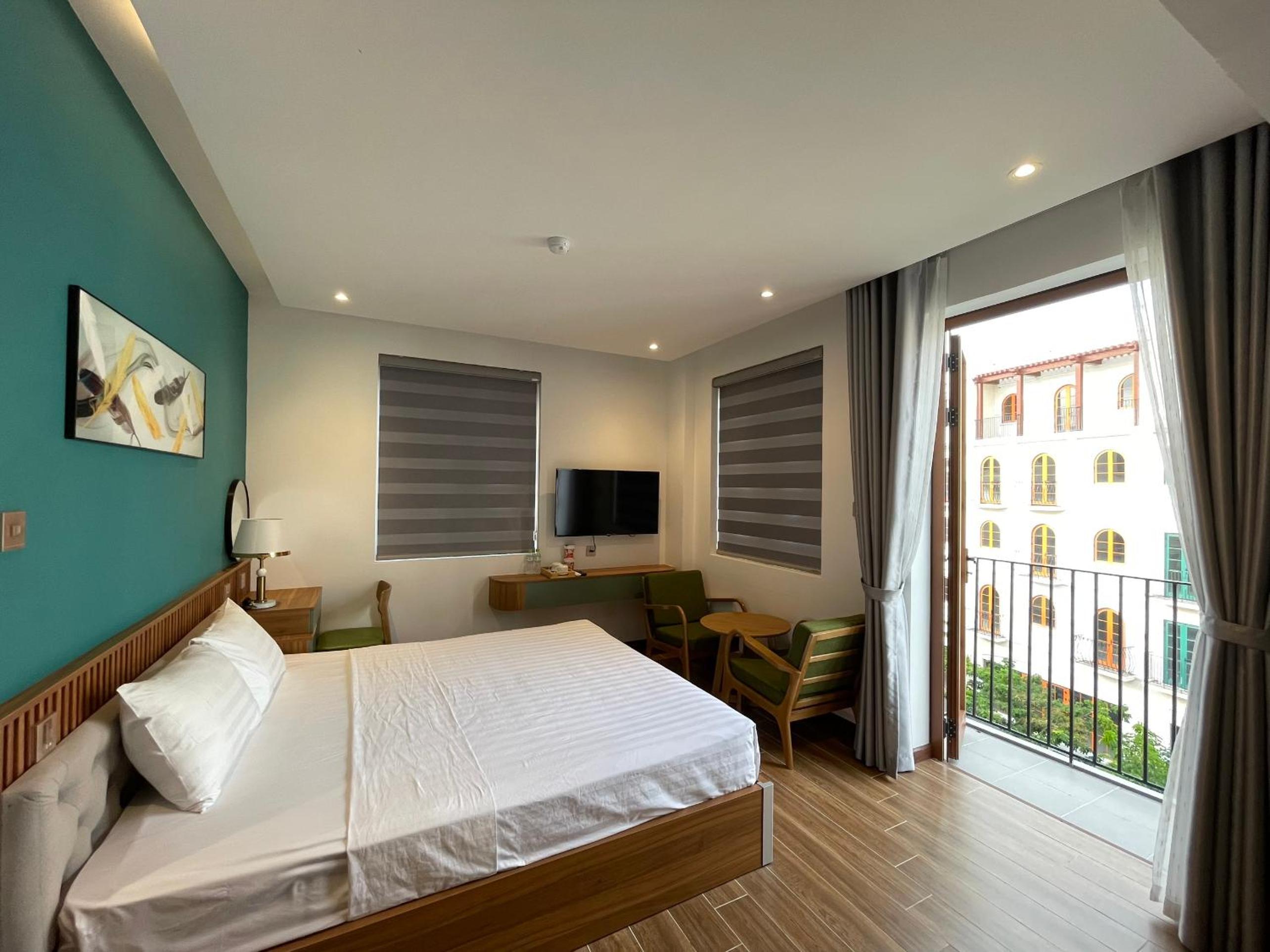 Two-Bedroom Apartment With City View photo 3
