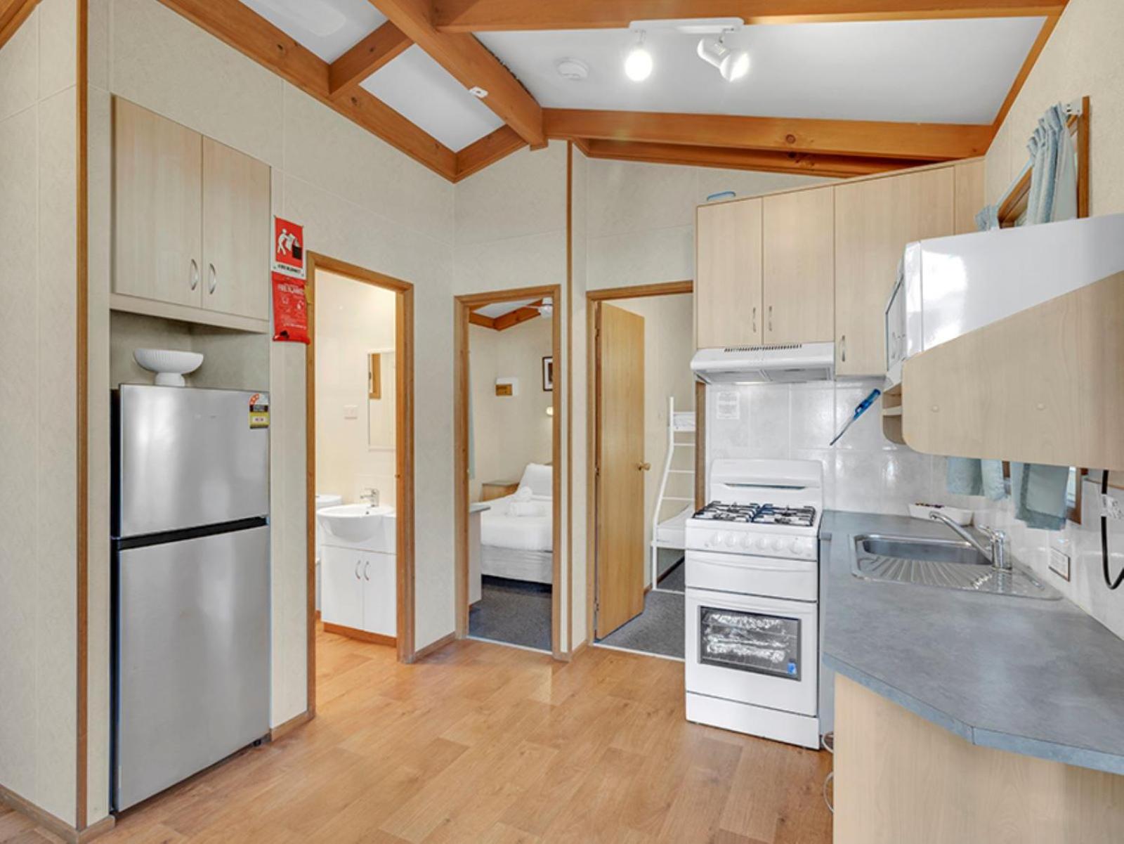 Two-Bedroom Villa - Photo 4