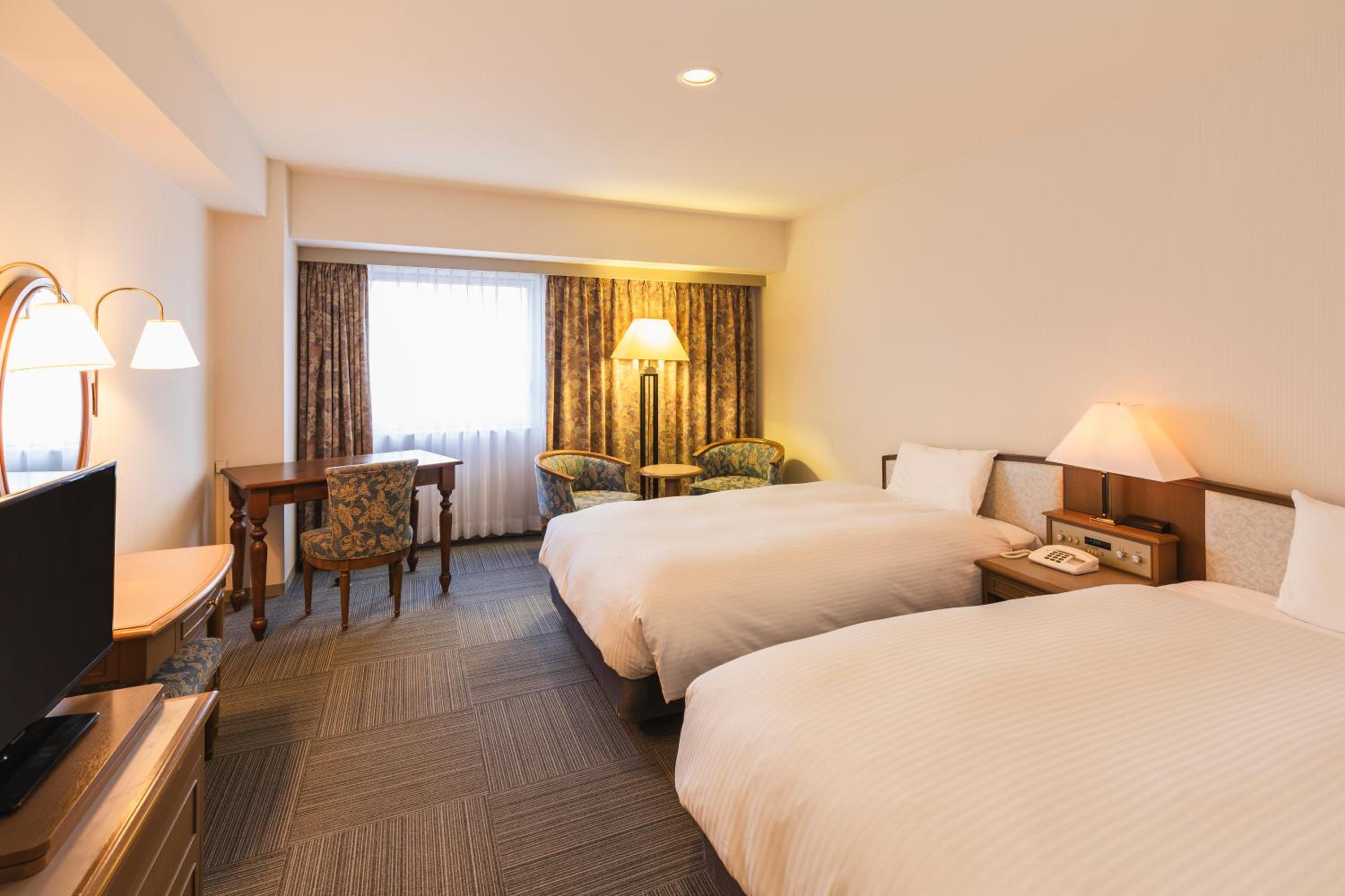 Deluxe Twin Room - Non-Smoking photo 1