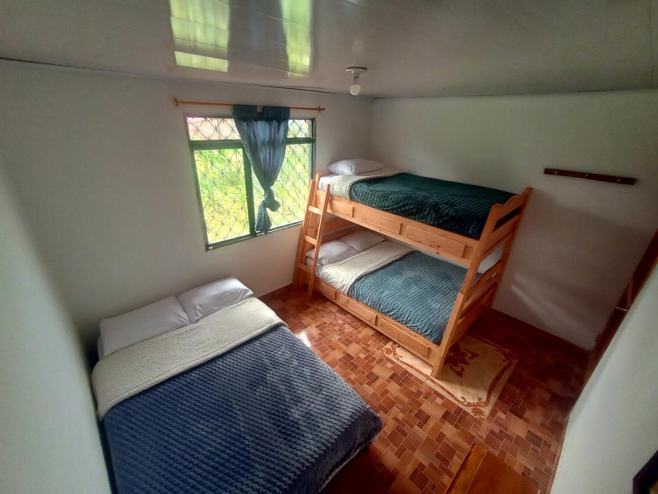 Twin Room with Private Bathroom photo 1