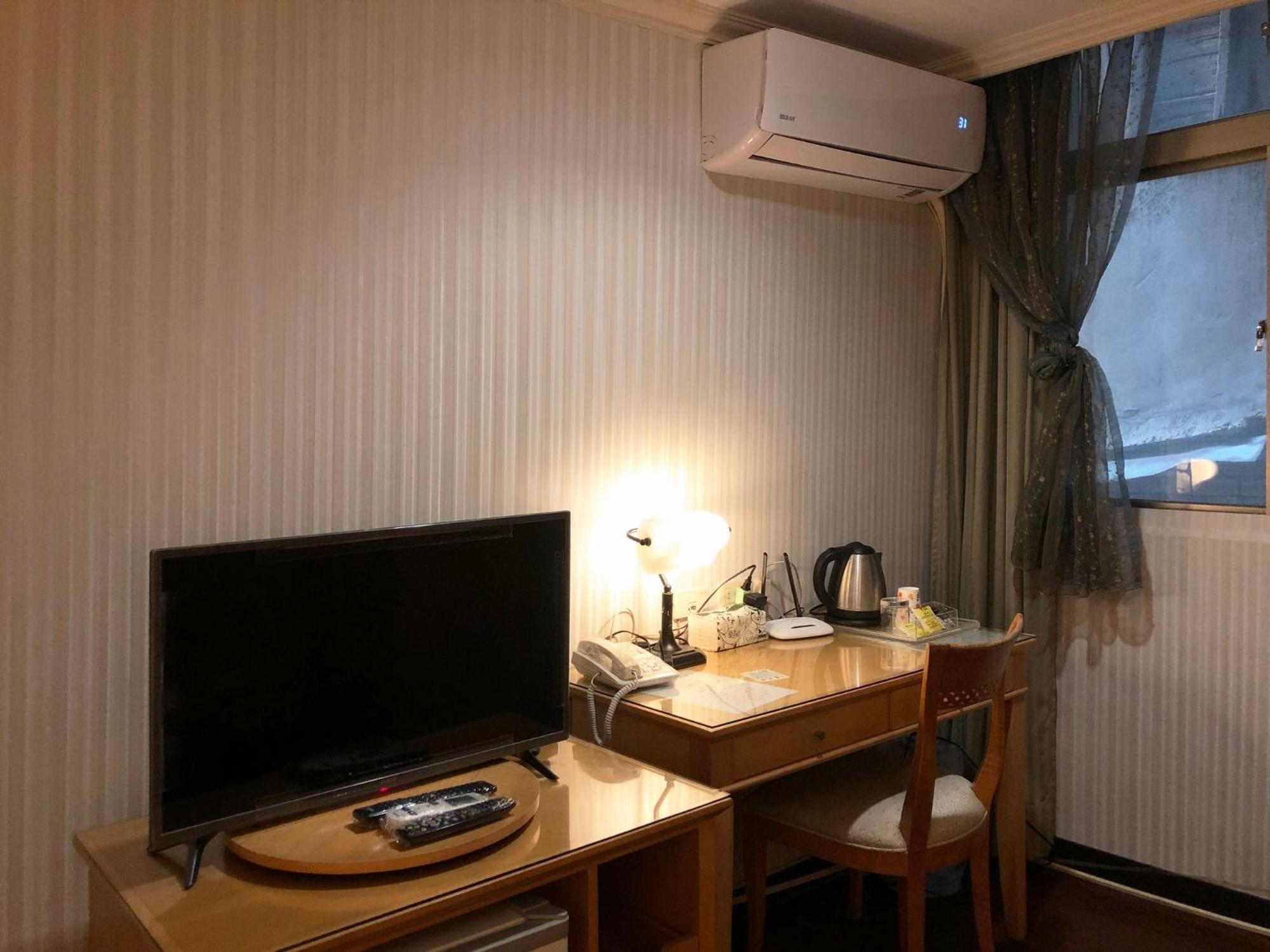 Standard Double Room photo 2