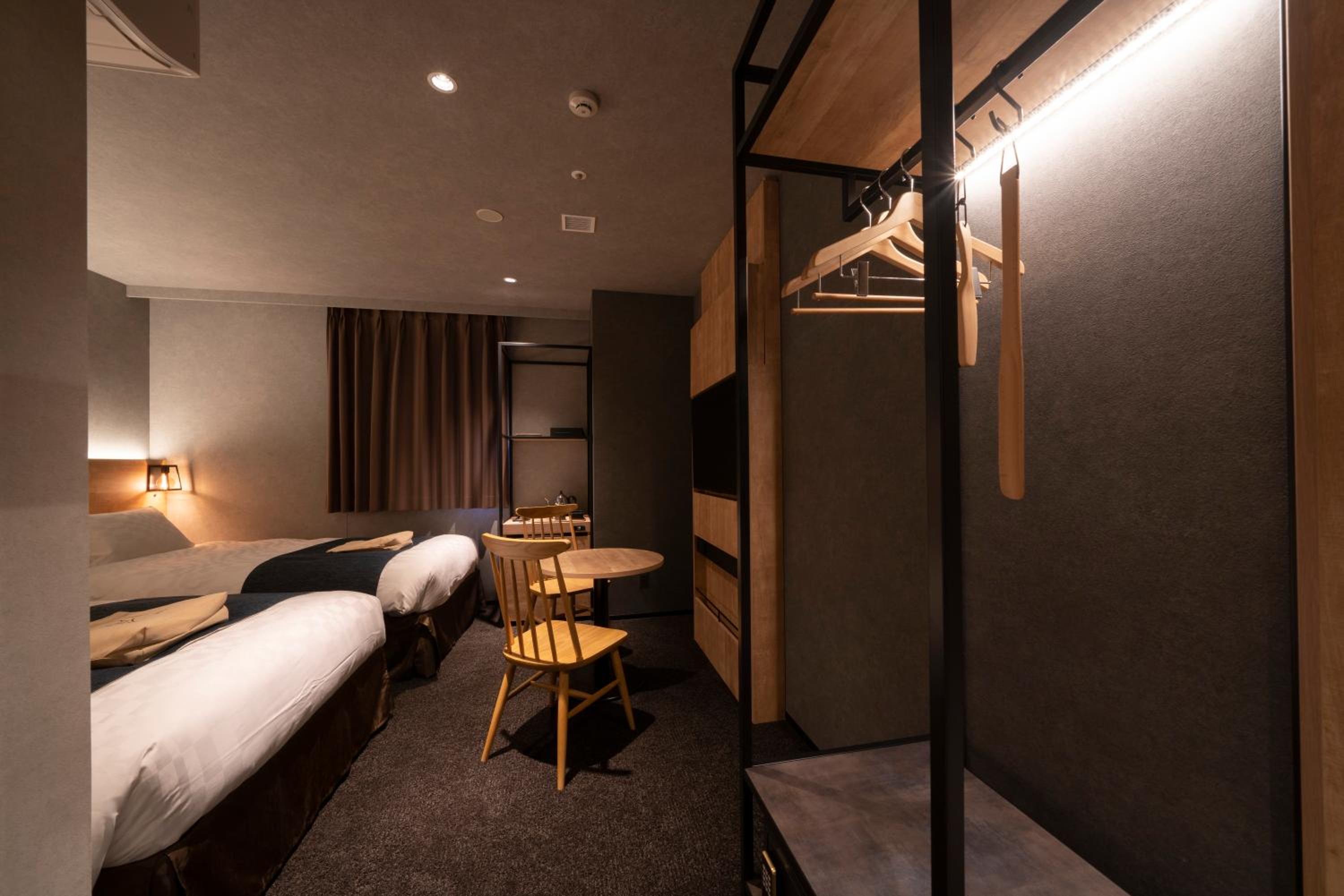 Standard Twin Room - Non Smoking - Photo 3