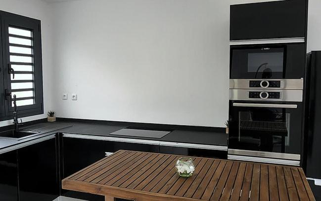 Apartment with Sea View photo 2