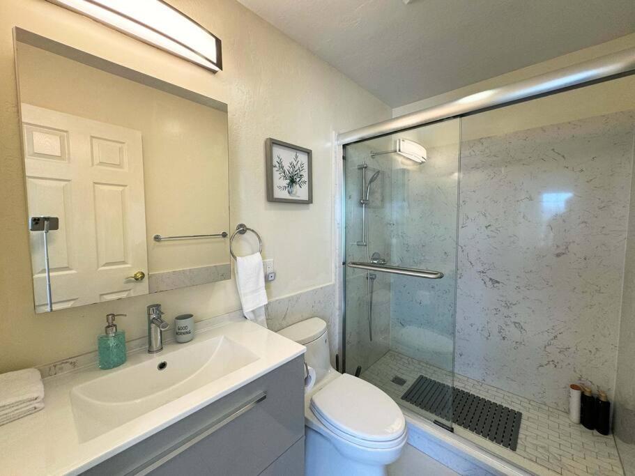 Three-Bedroom Villa photo 3
