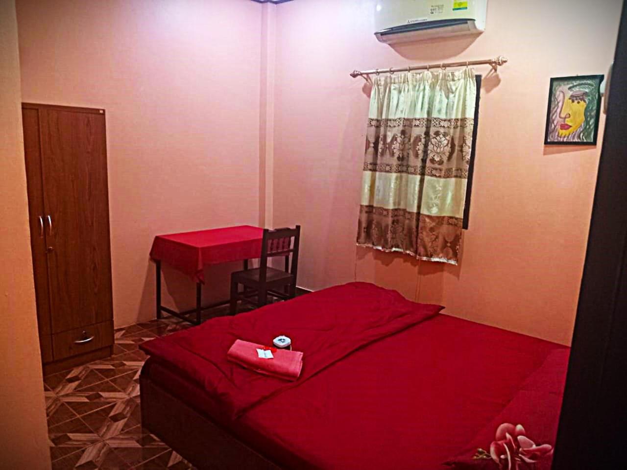 Double Room with Private Bathroom photo 2