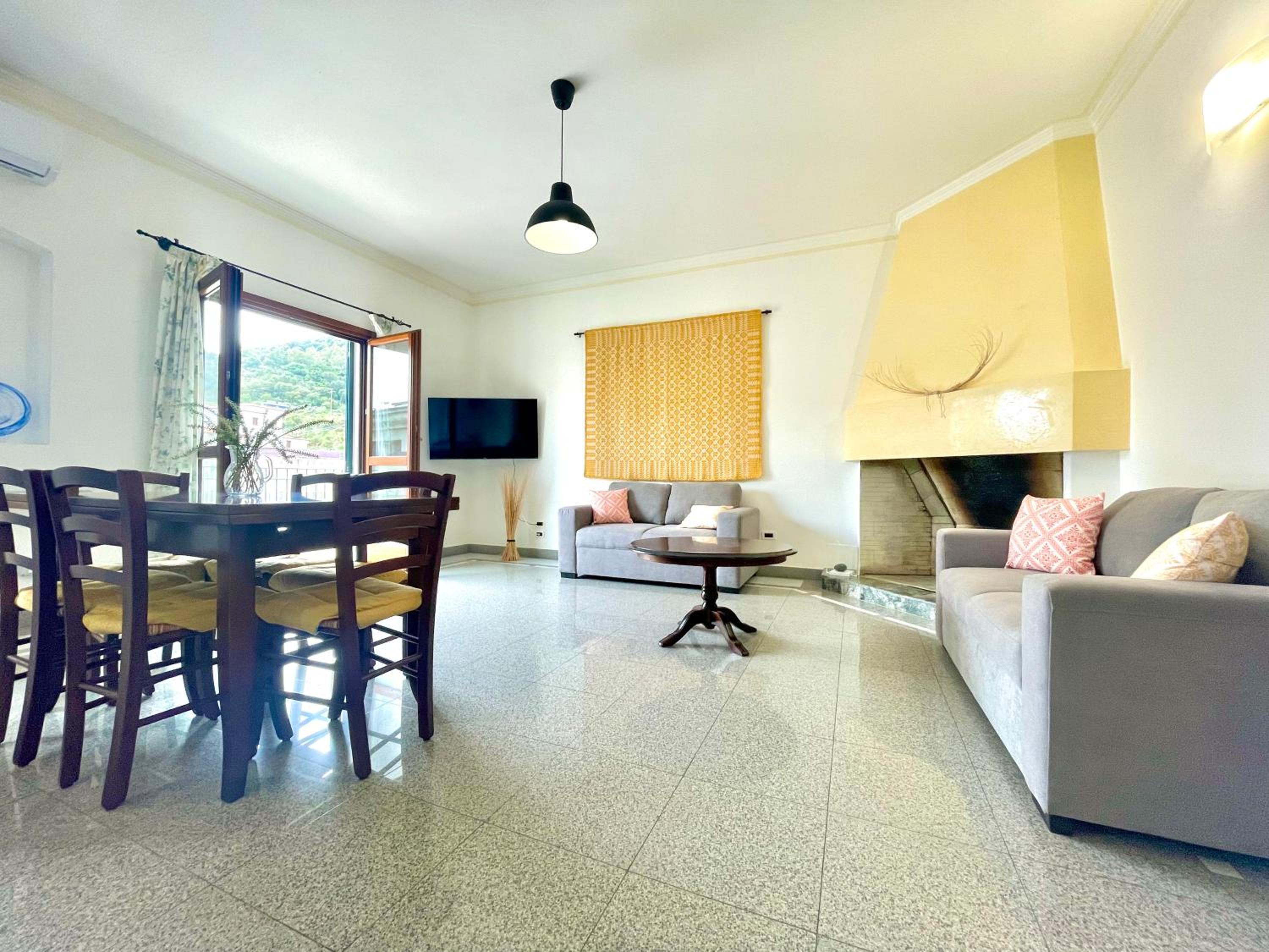 Three-Bedroom Apartment photo 1