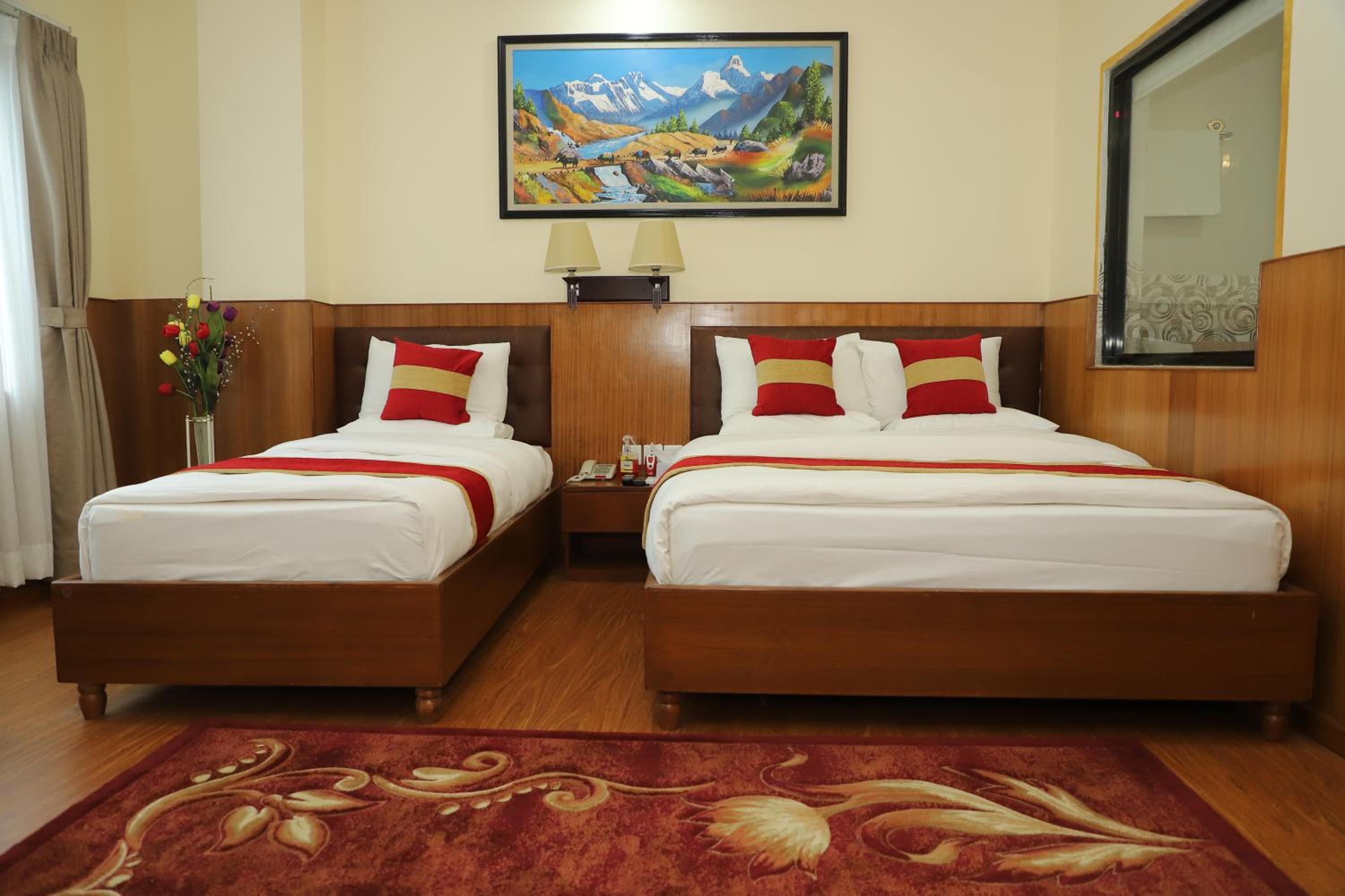Deluxe Family Room photo 1