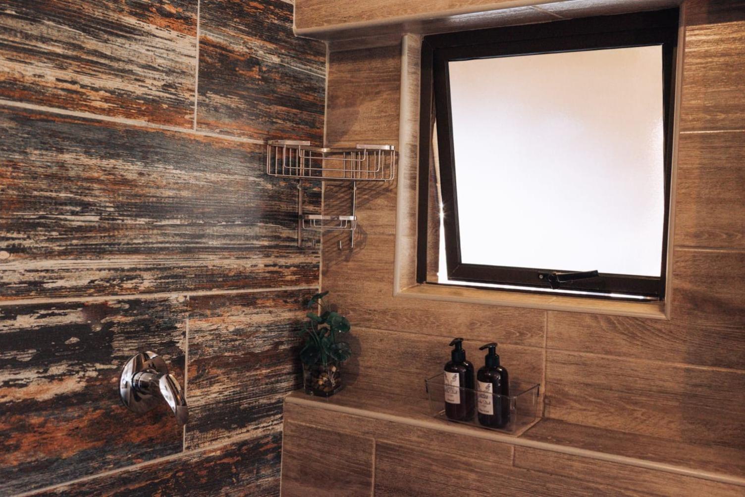 Deluxe Double Room with Shower - Photo 62