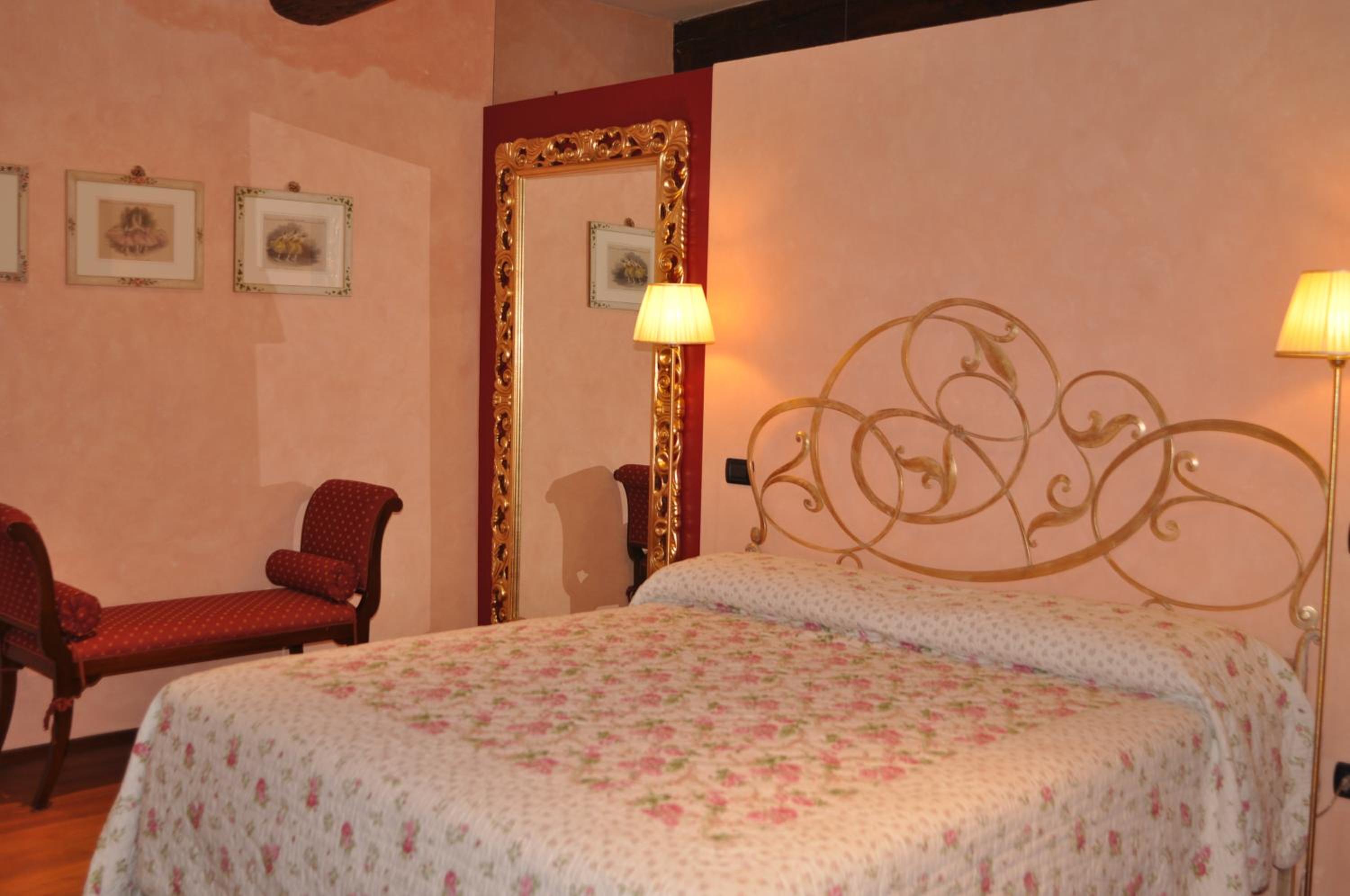 Deluxe Family Suite