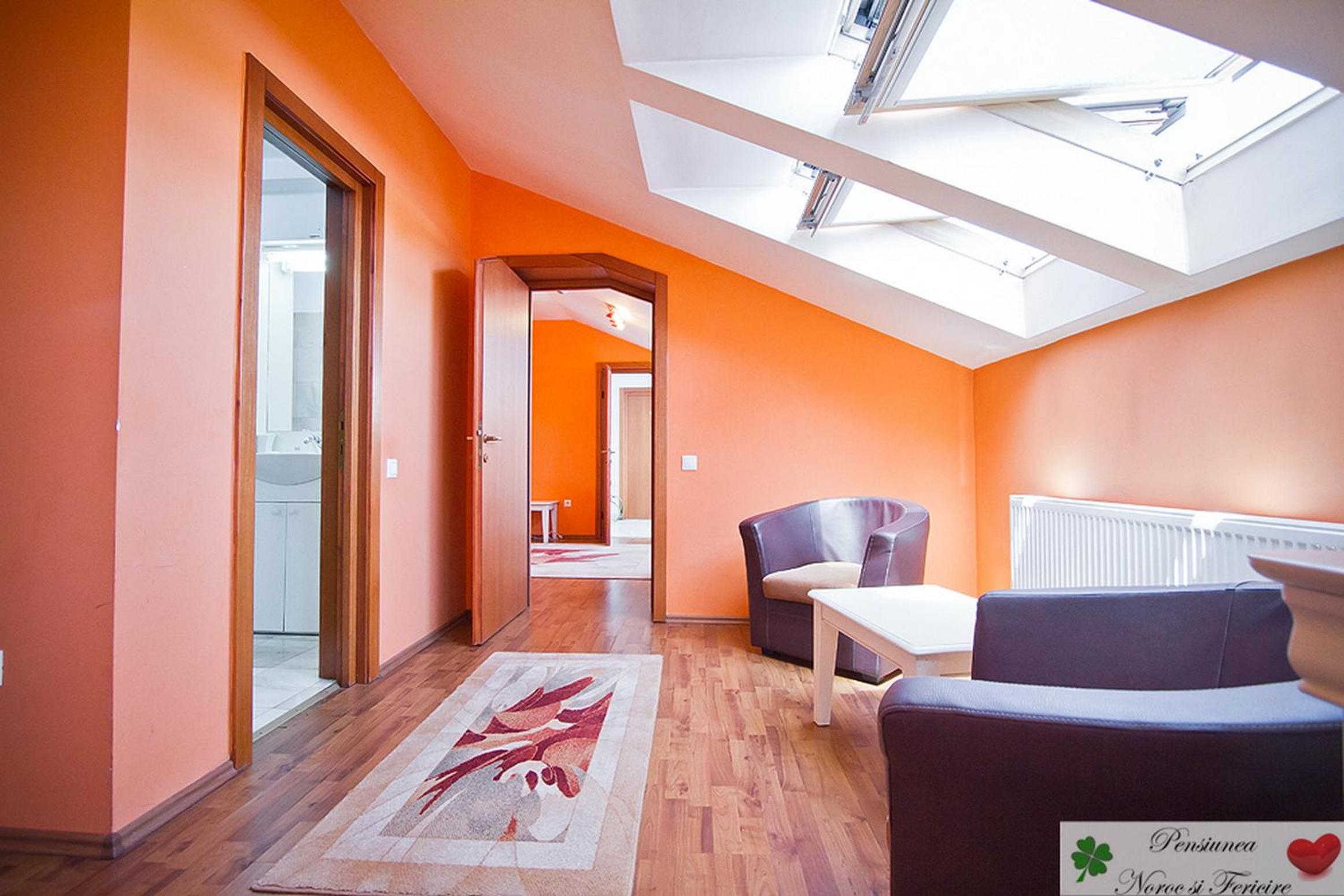 Apartment - Photo 5
