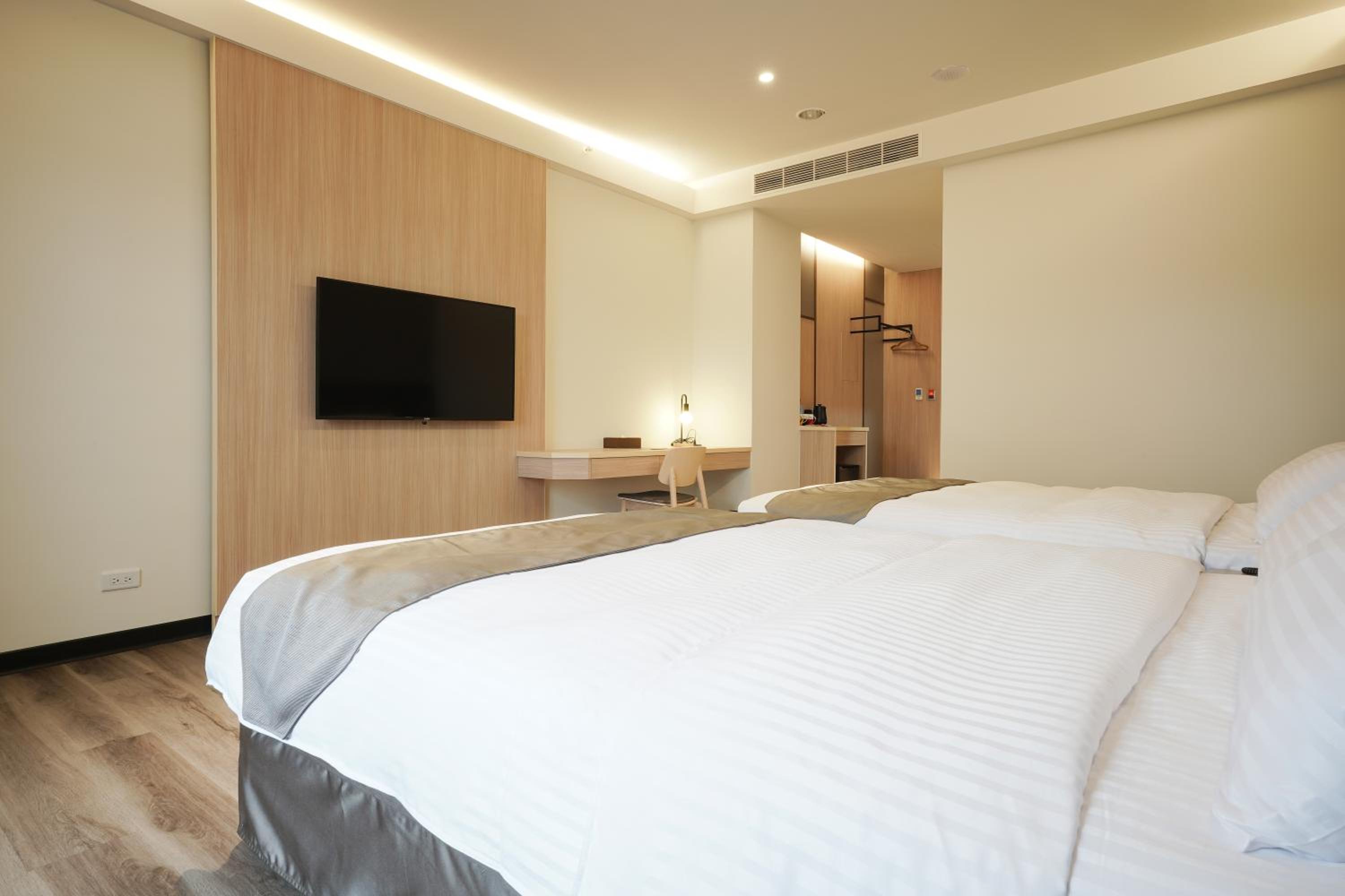 Twin Room with Balcony