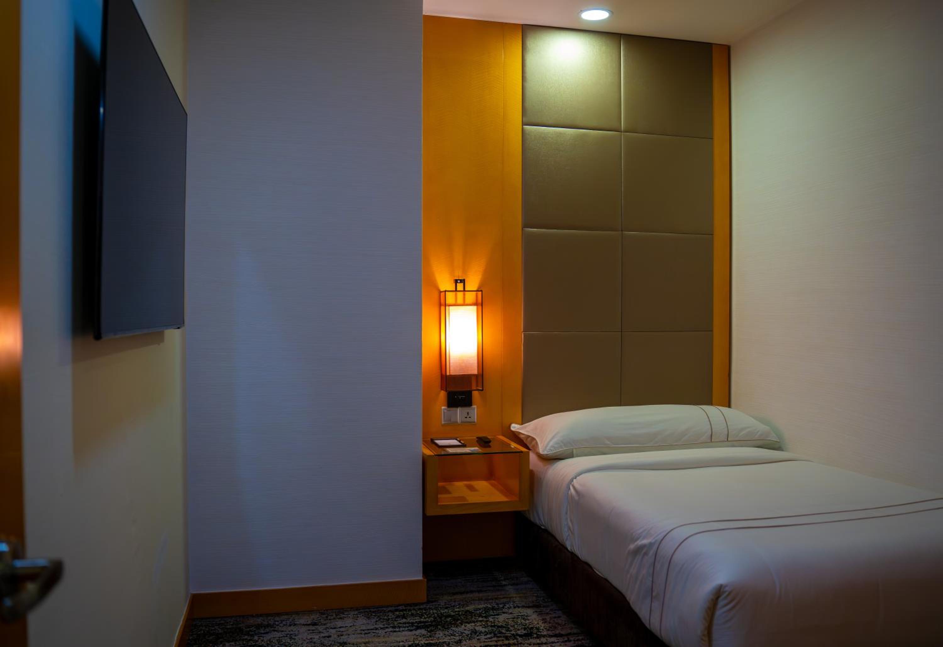 Waterfront Premier 2 Bedroom Suite (River View)