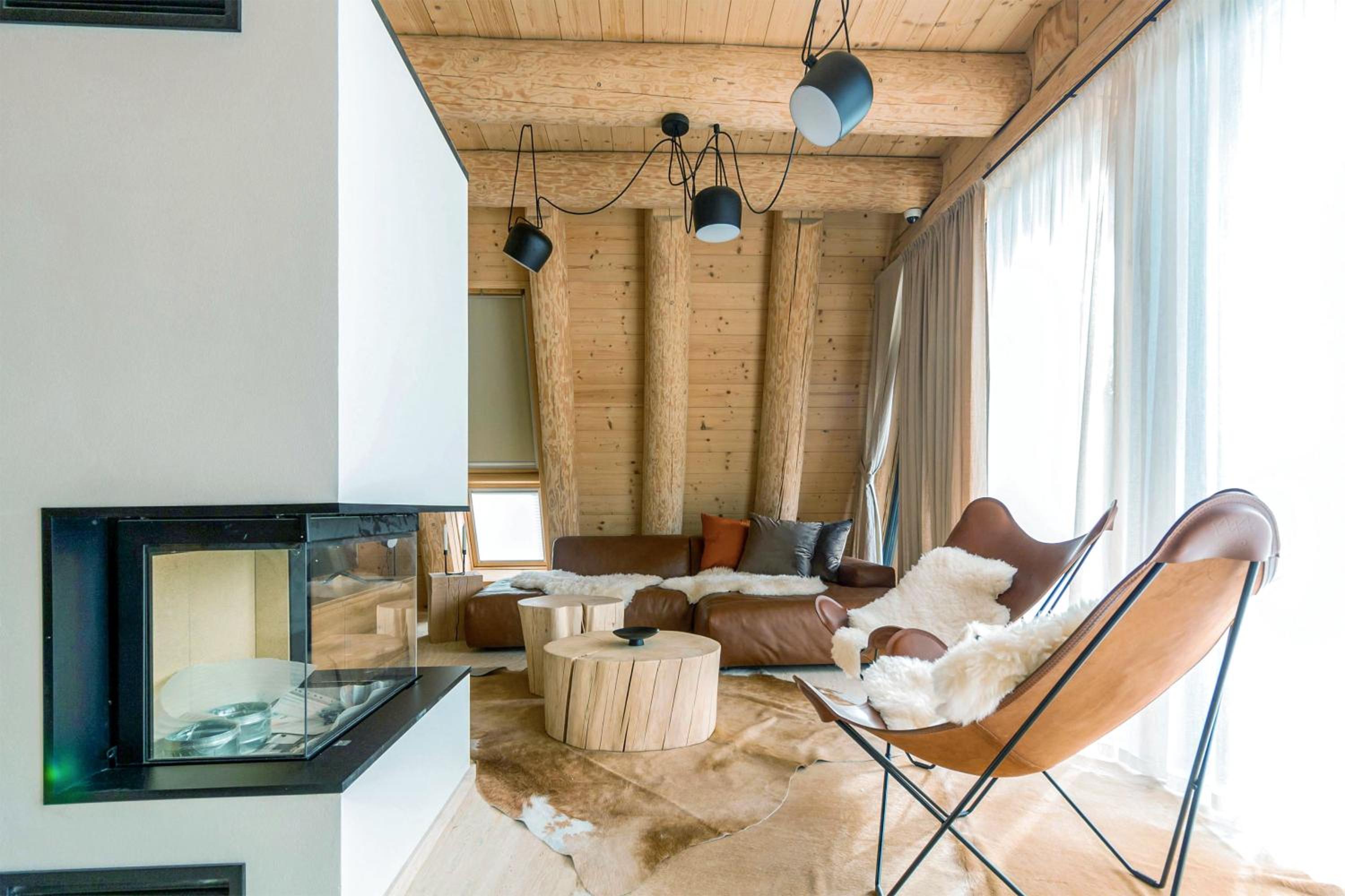 Three-Bedroom Chalet photo 1