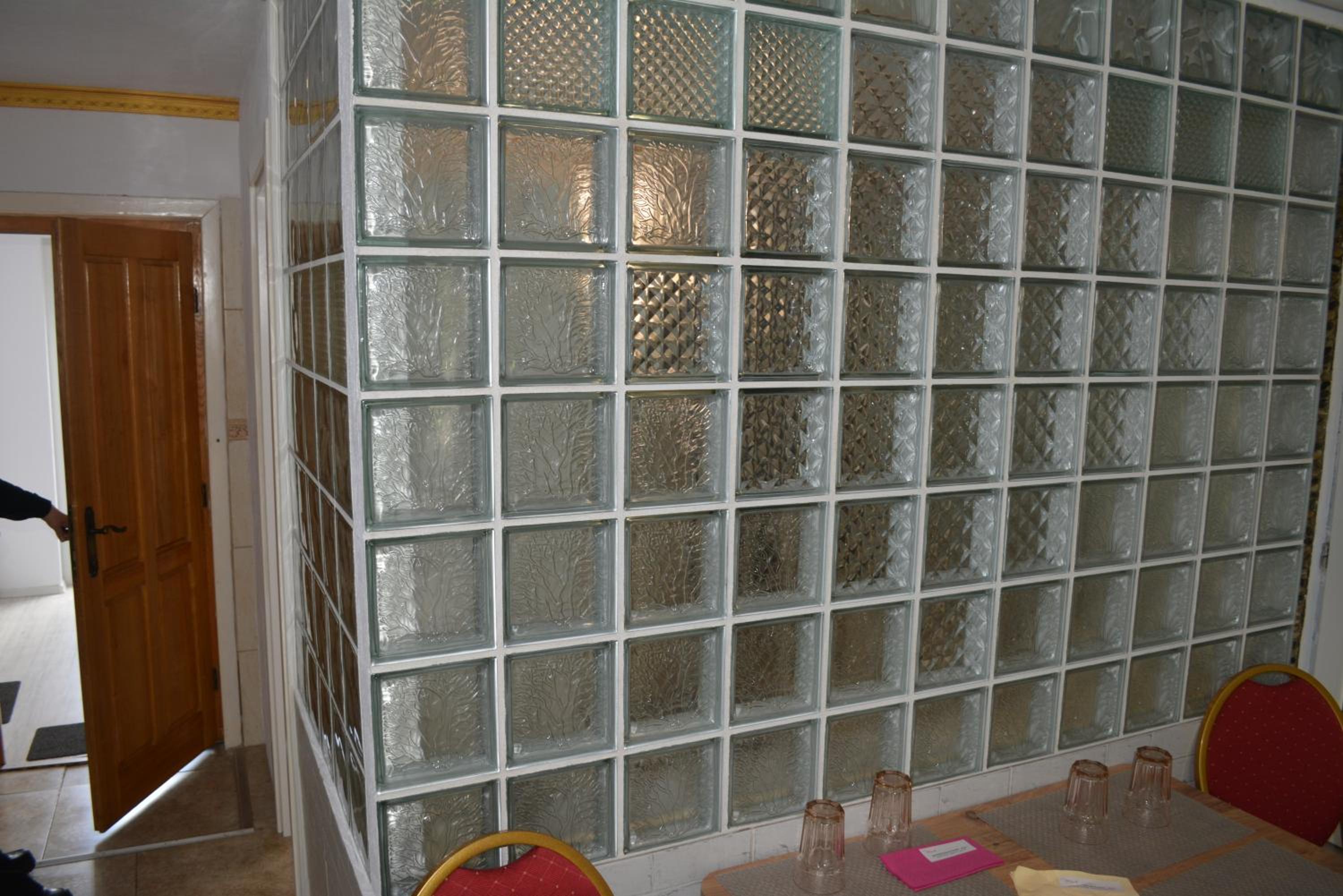 Large Double Room photo 3