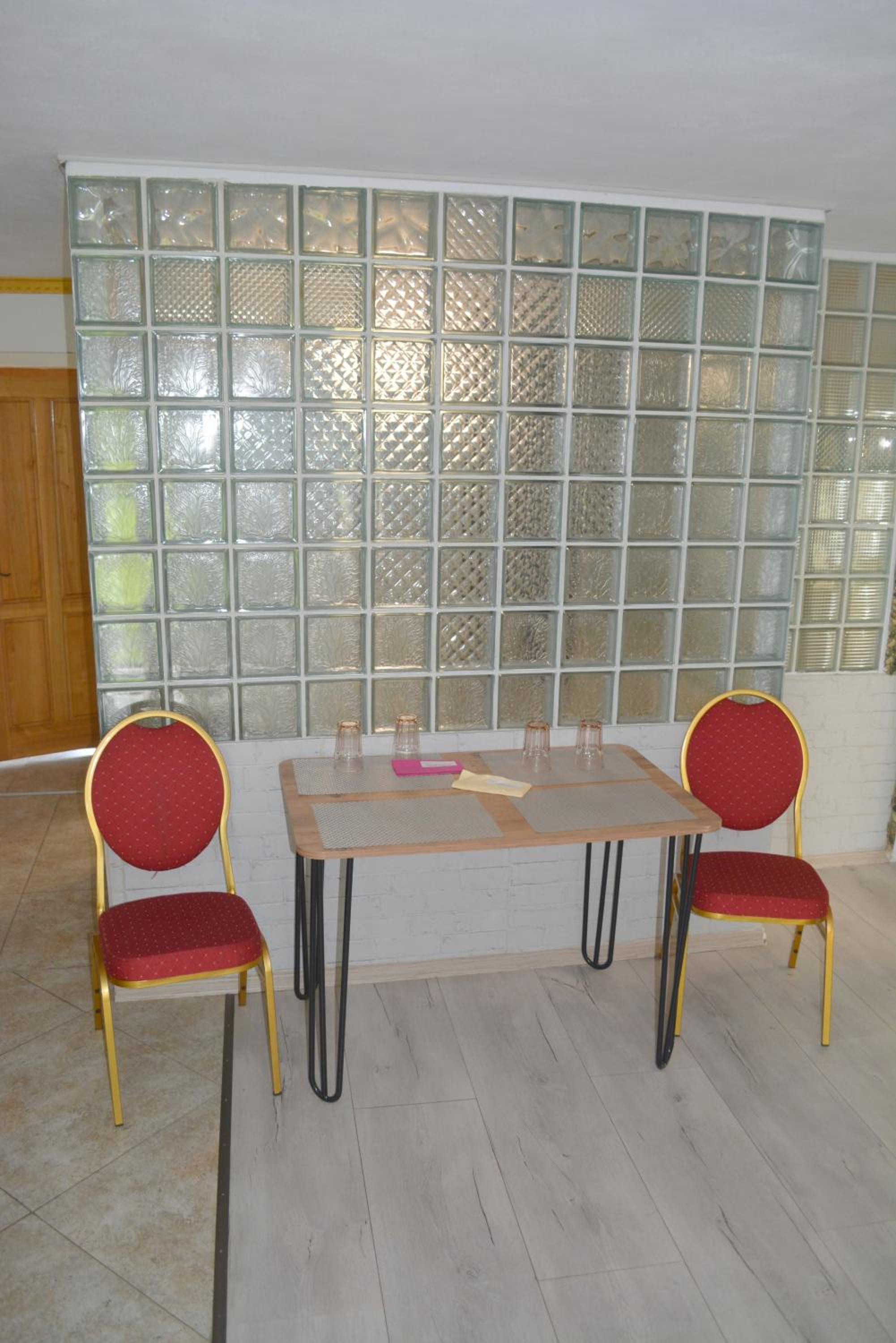 Large Double Room photo 2
