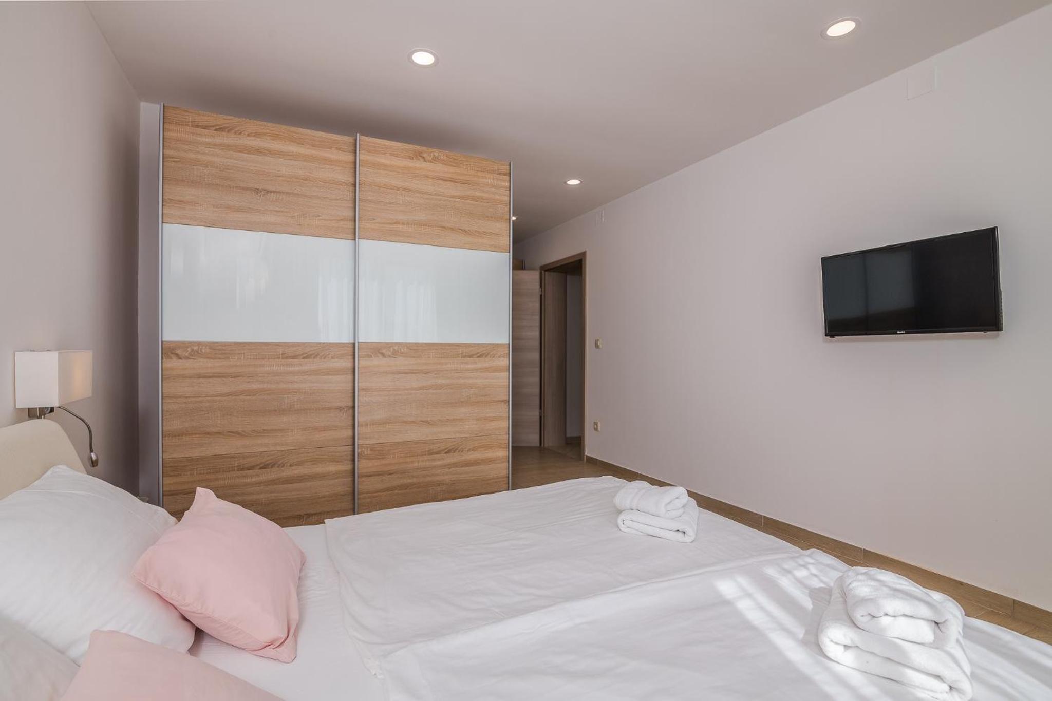 Apartment - Ground Floor photo 1