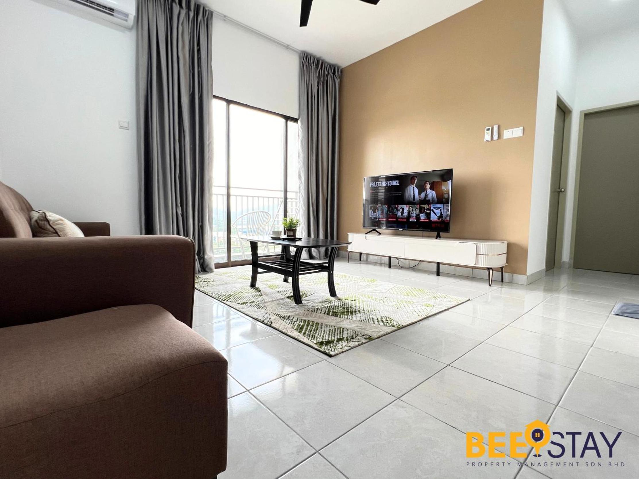Two-Bedroom Apartment with Balcony photo 3