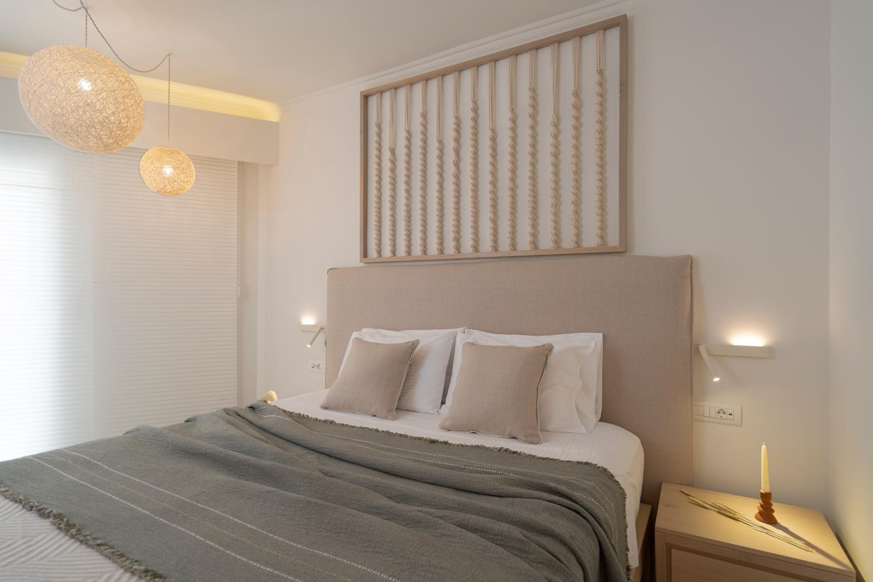 Superior Double Room with Side Sea and Pool View  - Photo 18