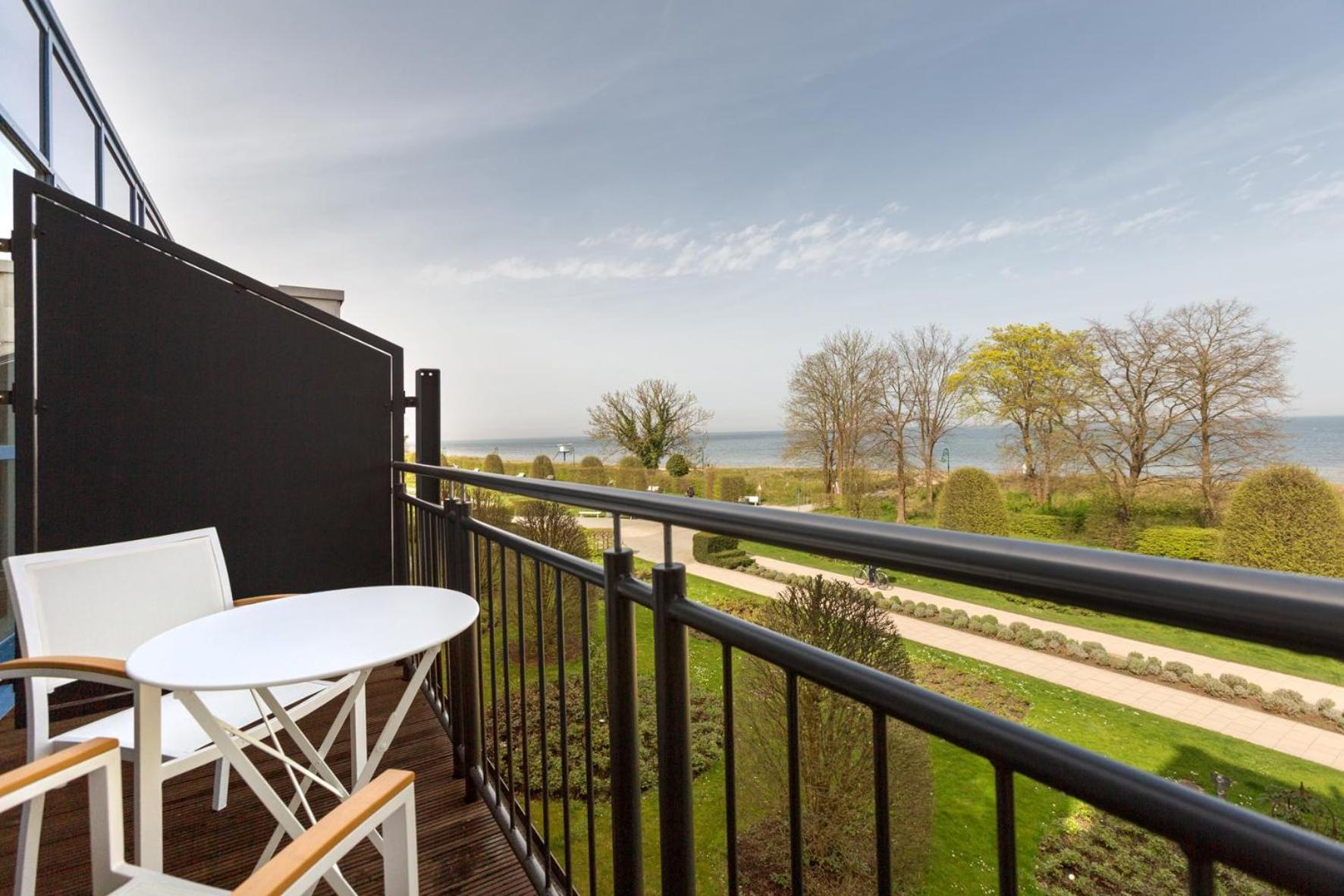 Renovated Deluxe Double Room with Rooftop Terrace and Sea View