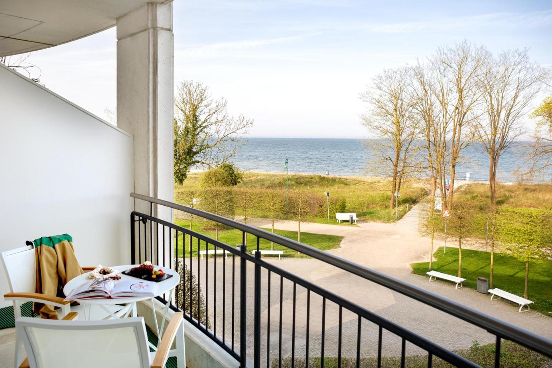Renovated Deluxe Double Room with Balcony and Sea View