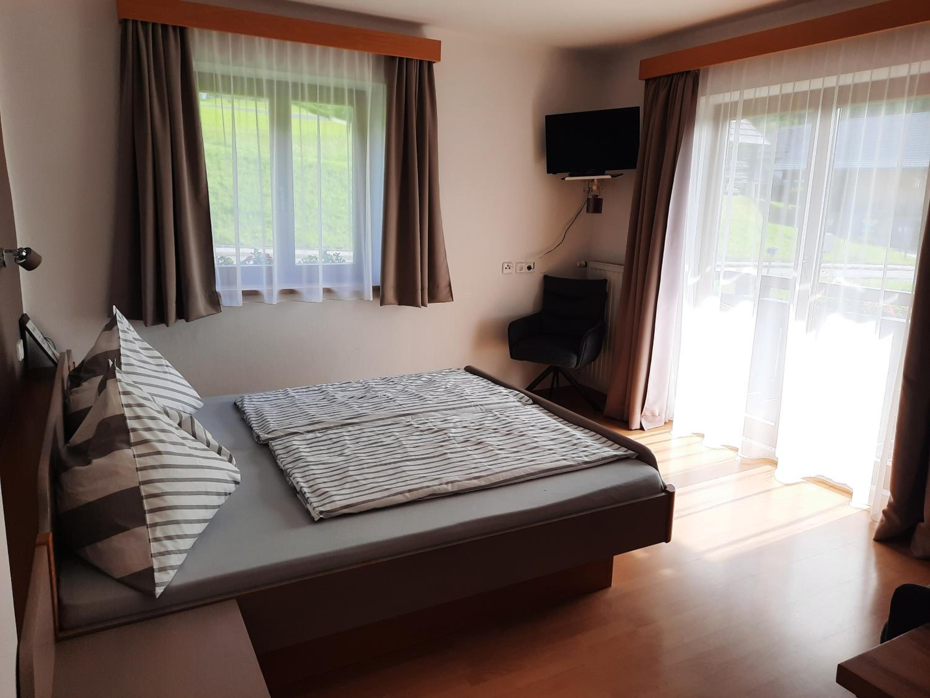 Double Room with Balcony photo 2