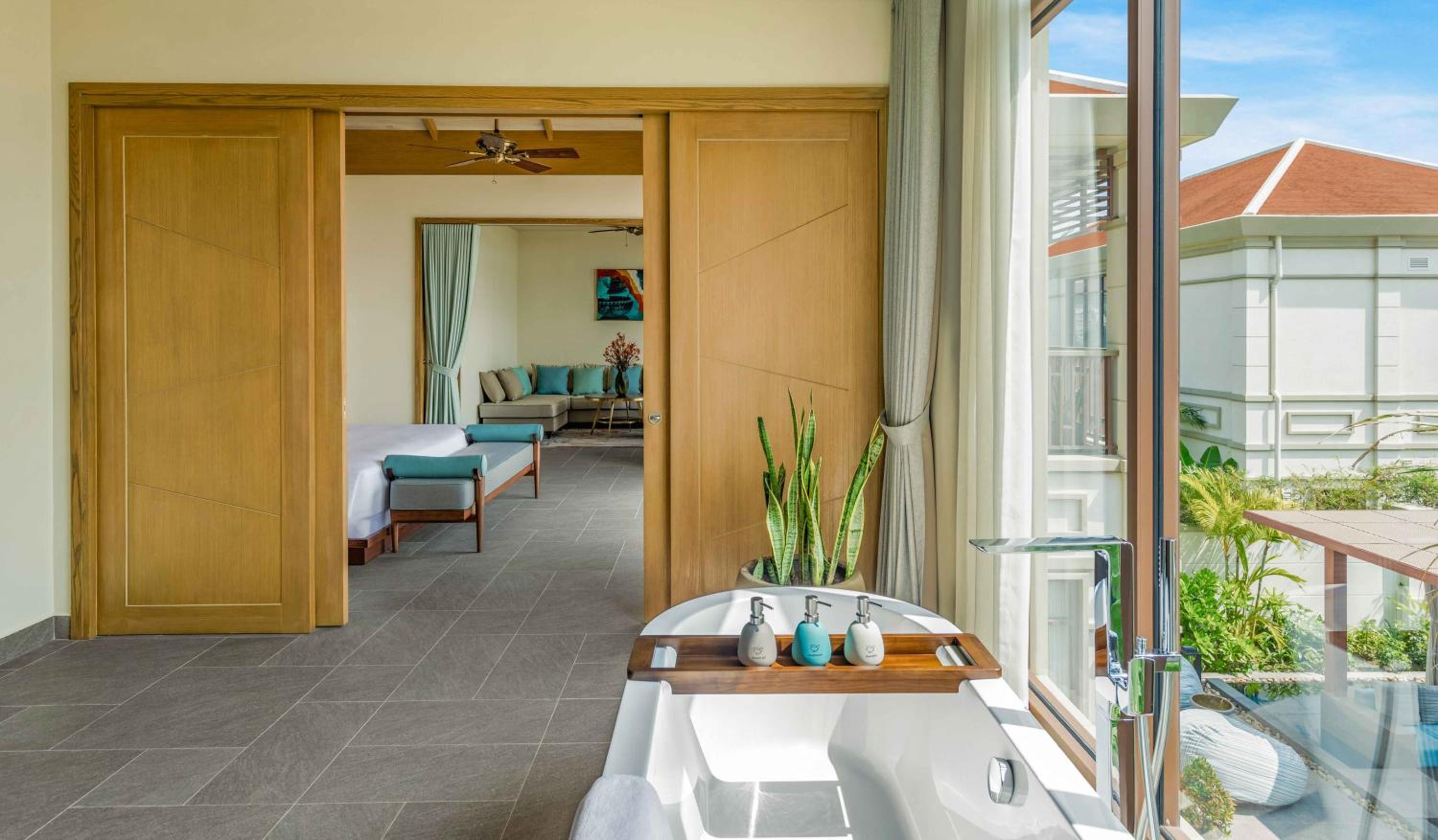 Three Bedroom Premium Villa with Private Pool - Spa Inclusive - Photo 5