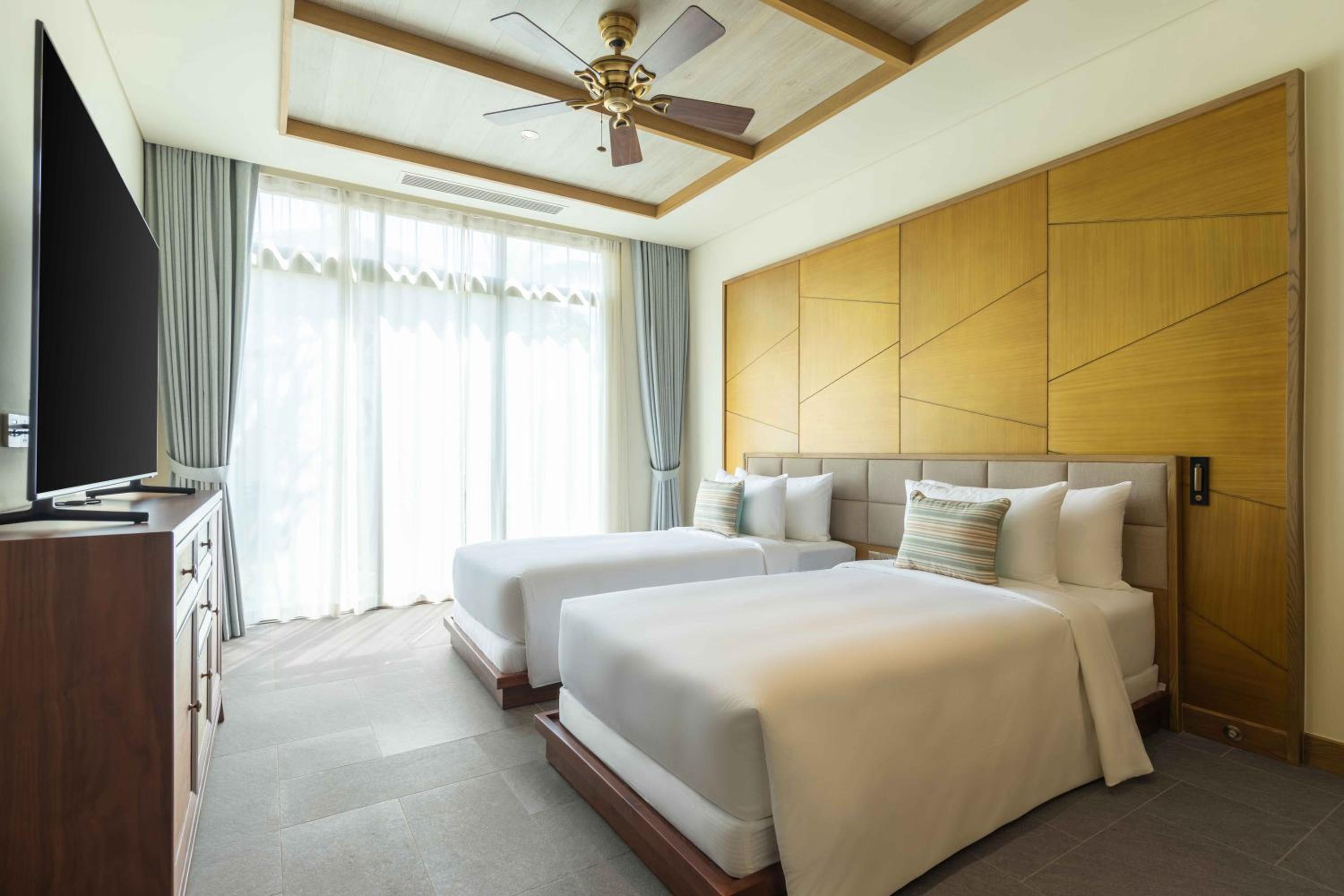 Three Bedroom Ocean Premium Villa with Private Pool - Spa Inclusive - Photo 4
