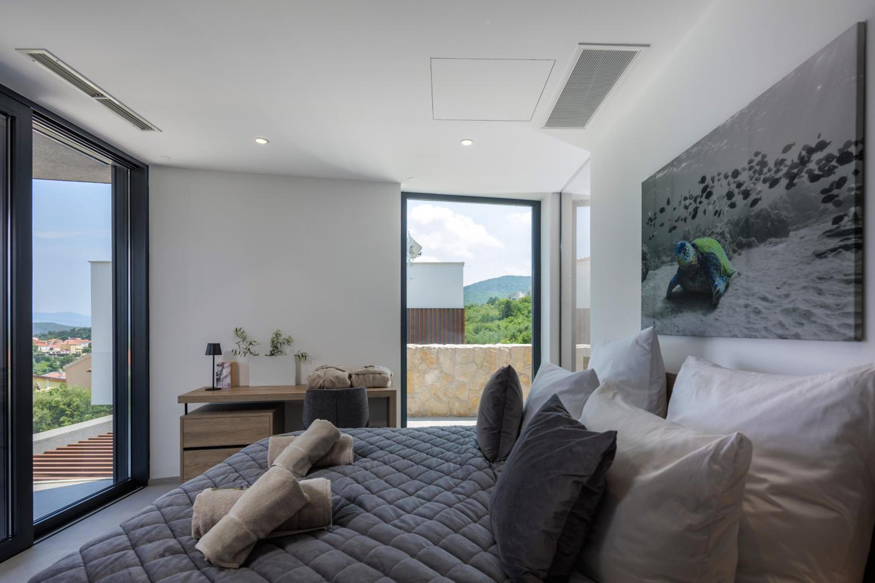 Villa photo 1
