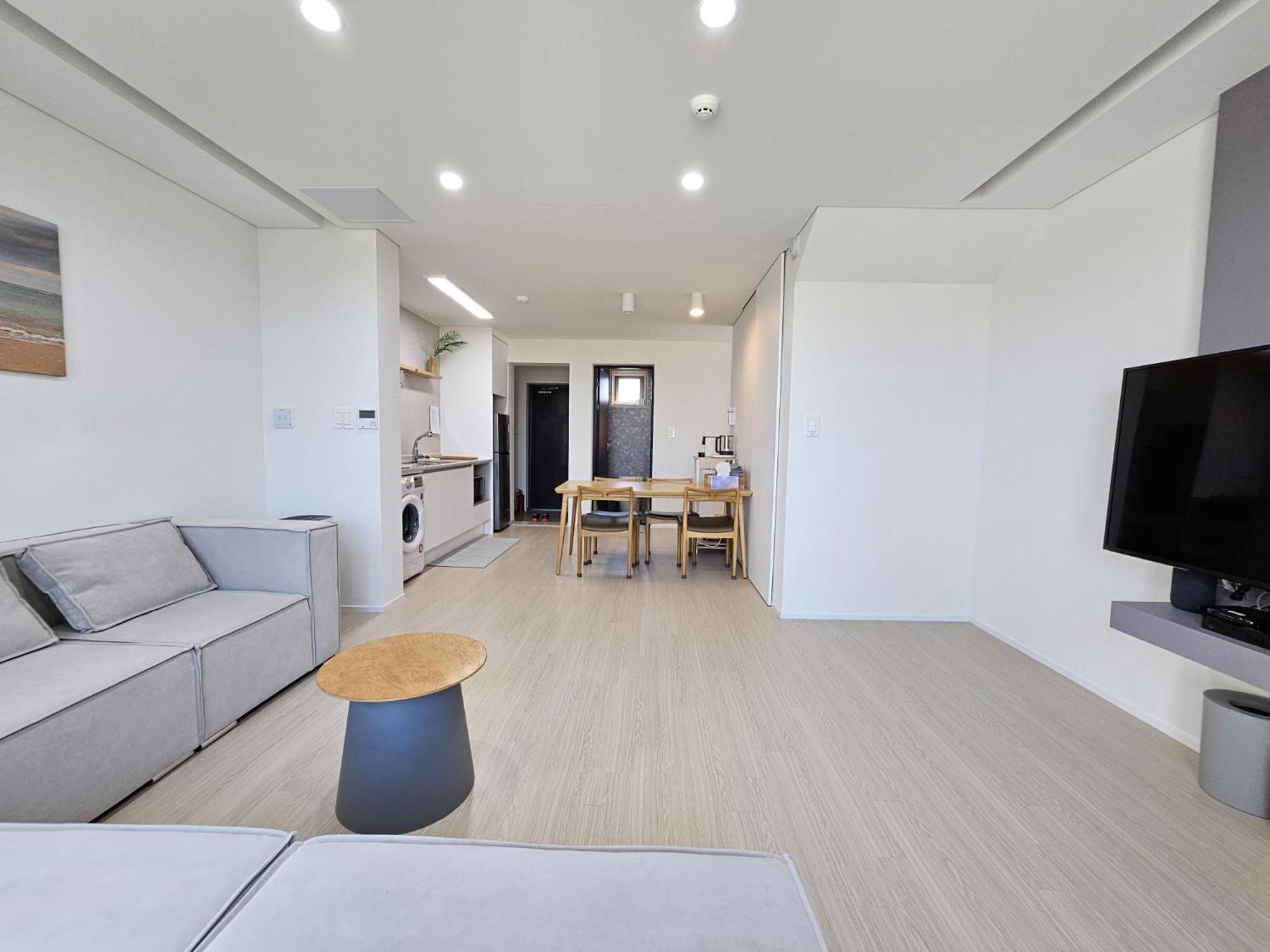 Studio with Ocean View - Photo 7