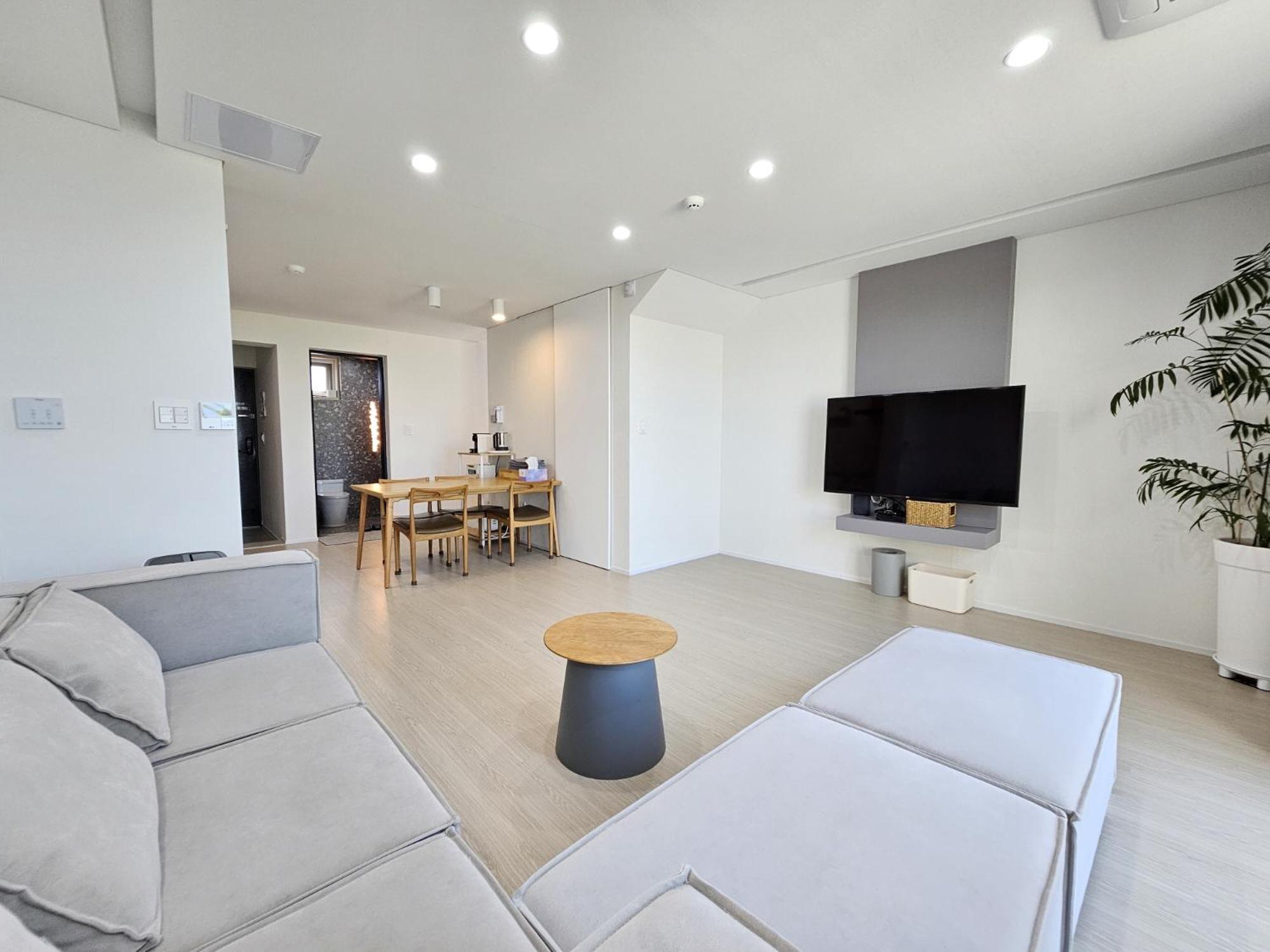 Studio with Ocean View - Photo 20