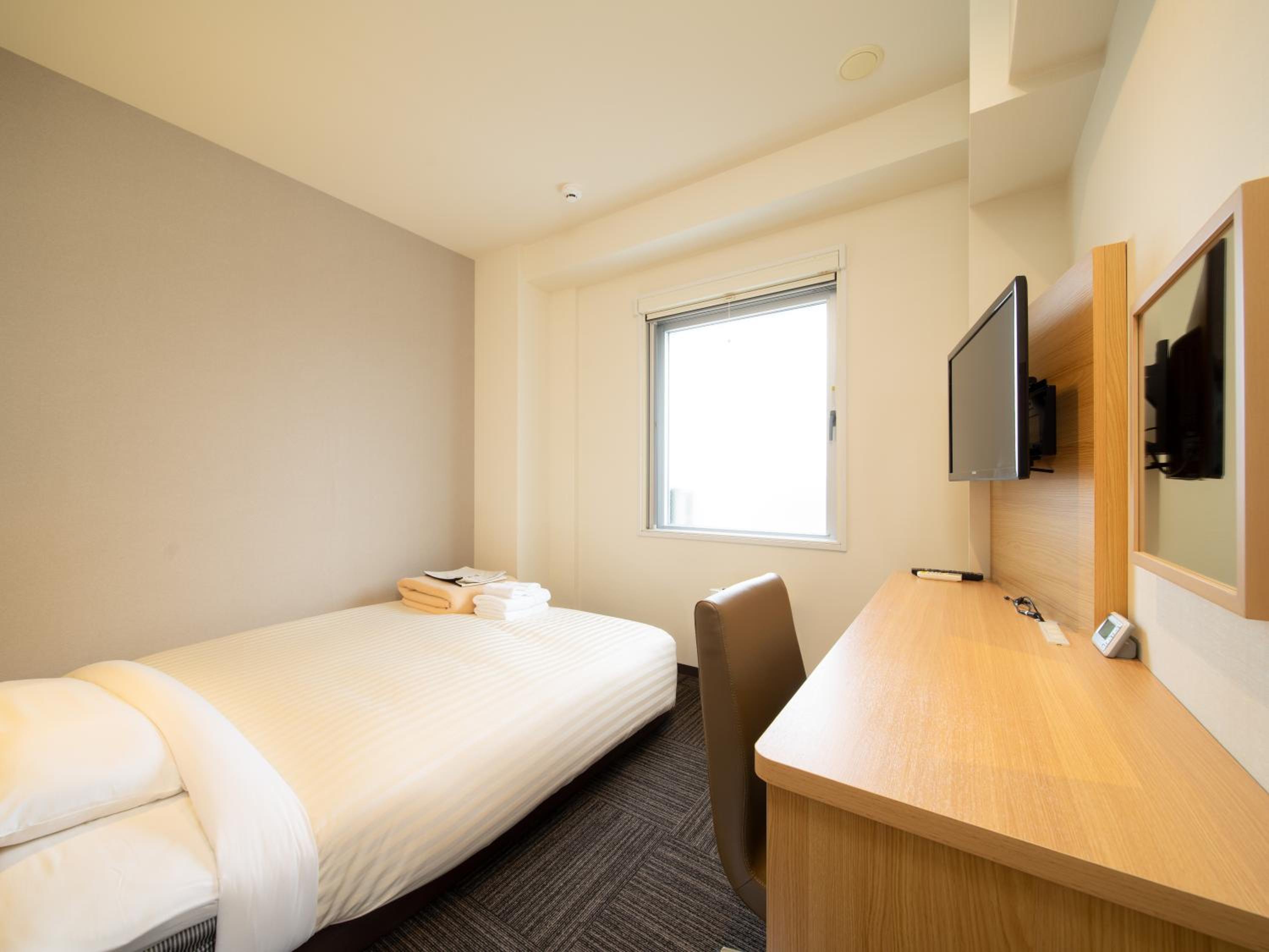 Room Selected at Check In - Non-Smoking - Photo 2