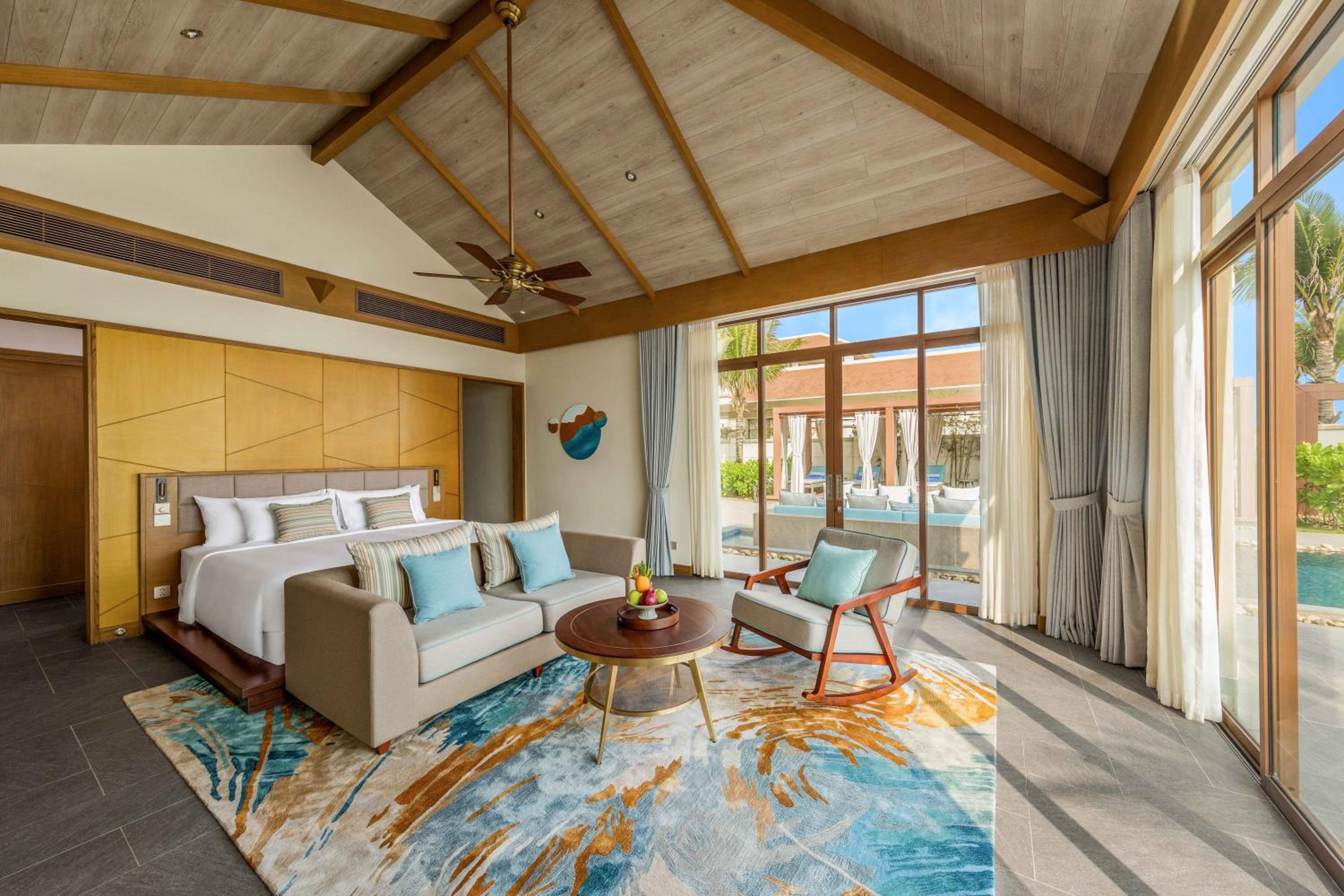 Five Bedroom Beachfront Villa with Private Pool - Spa Inclusive - Photo 5