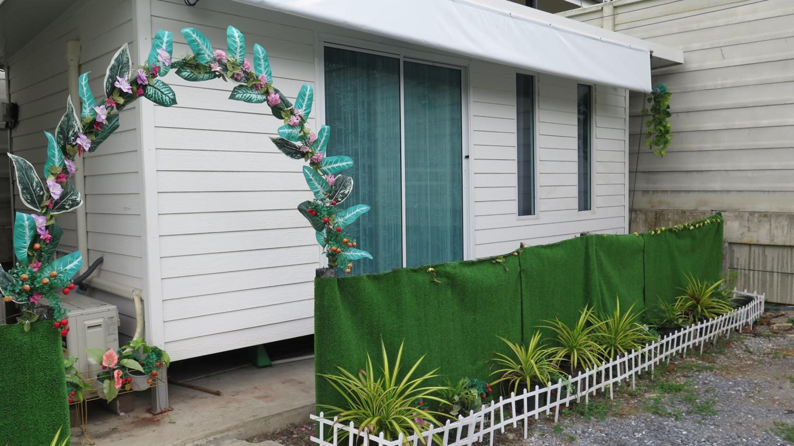 Deluxe Bungalow - Photo 3