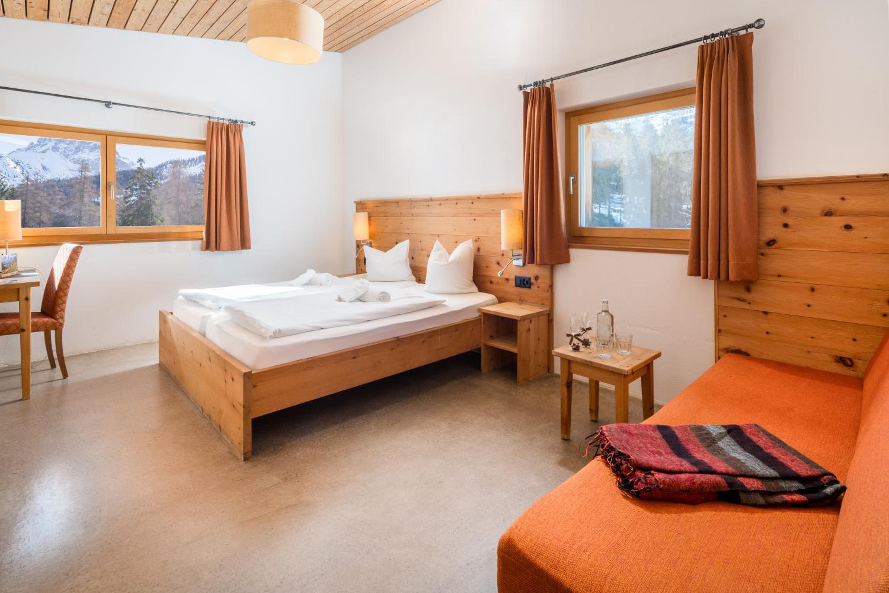 Standard Double Room - Photo 3