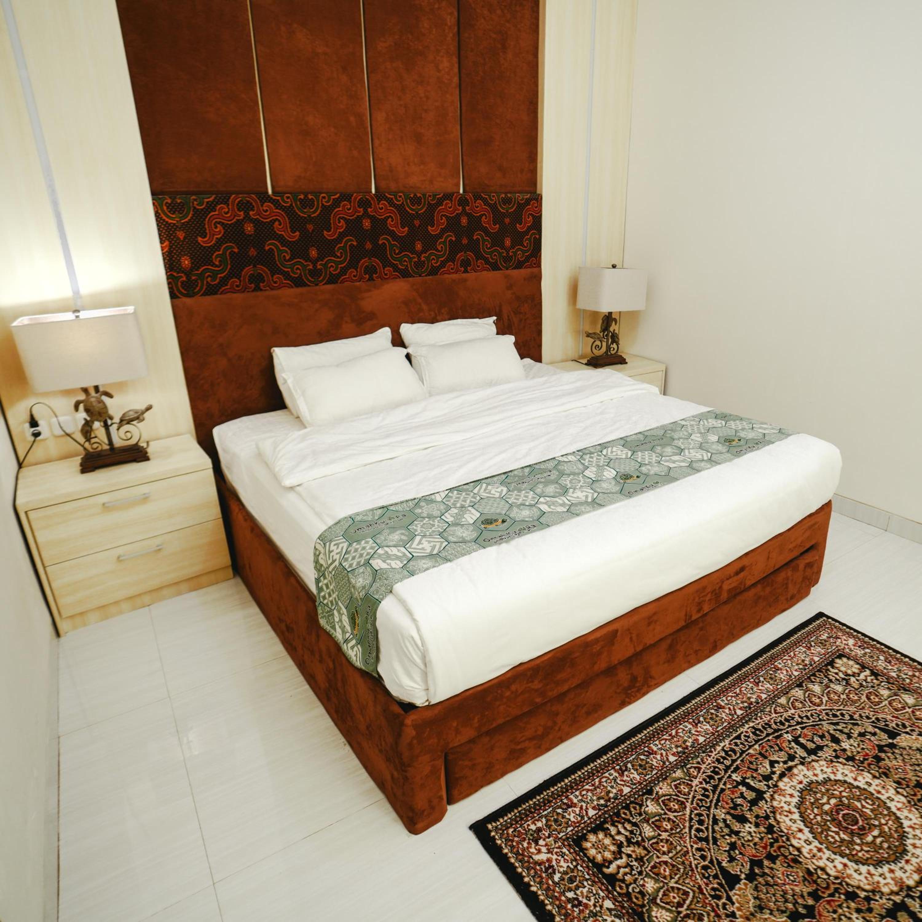 Superior King Room