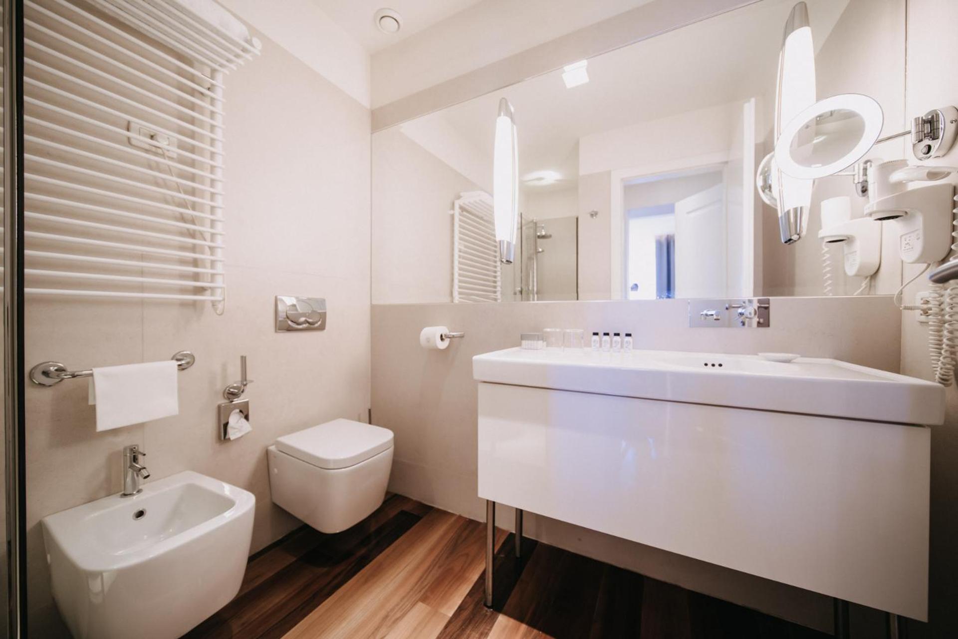 Deluxe Double Room - Photo 6