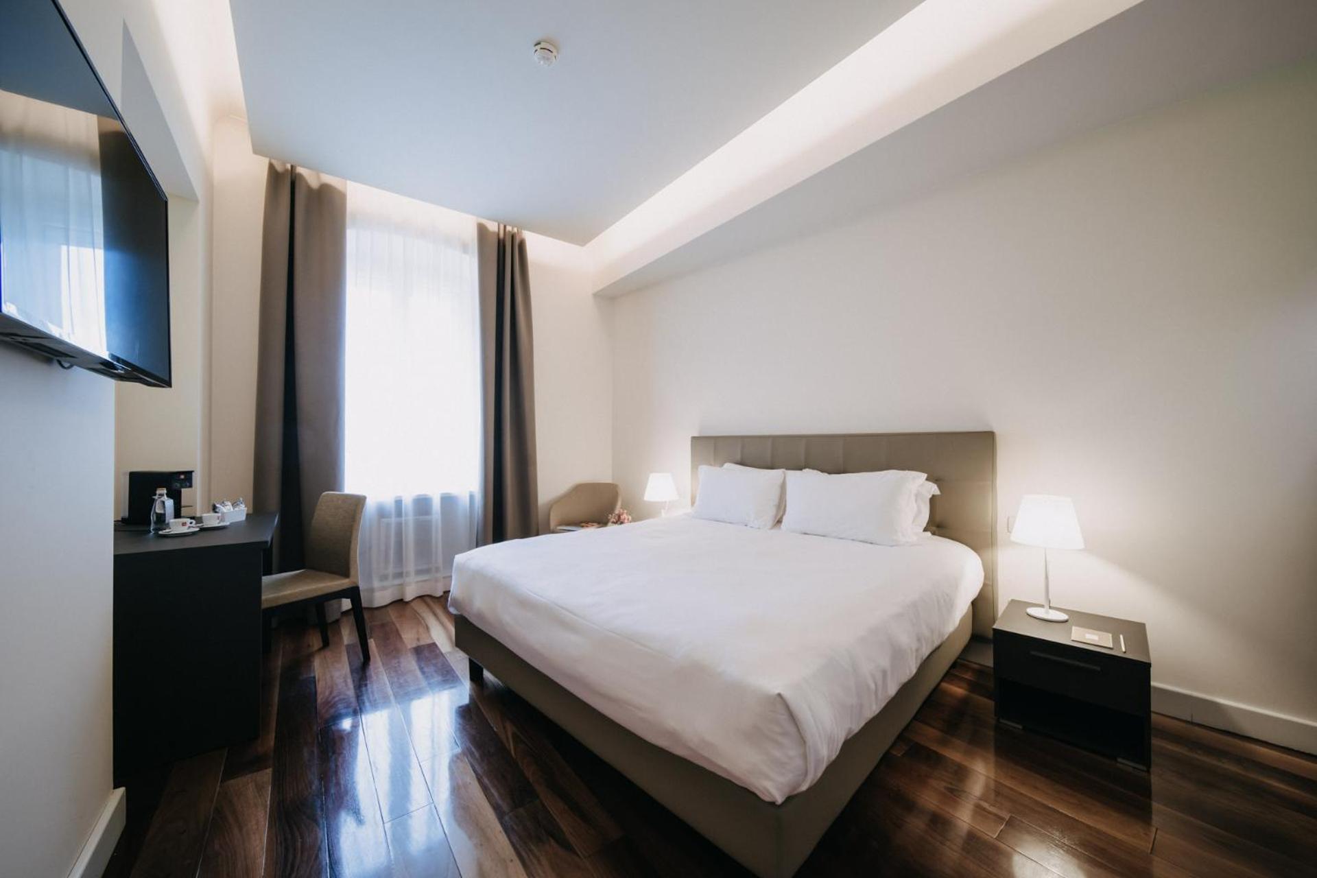 Superior Double Room - Photo 1