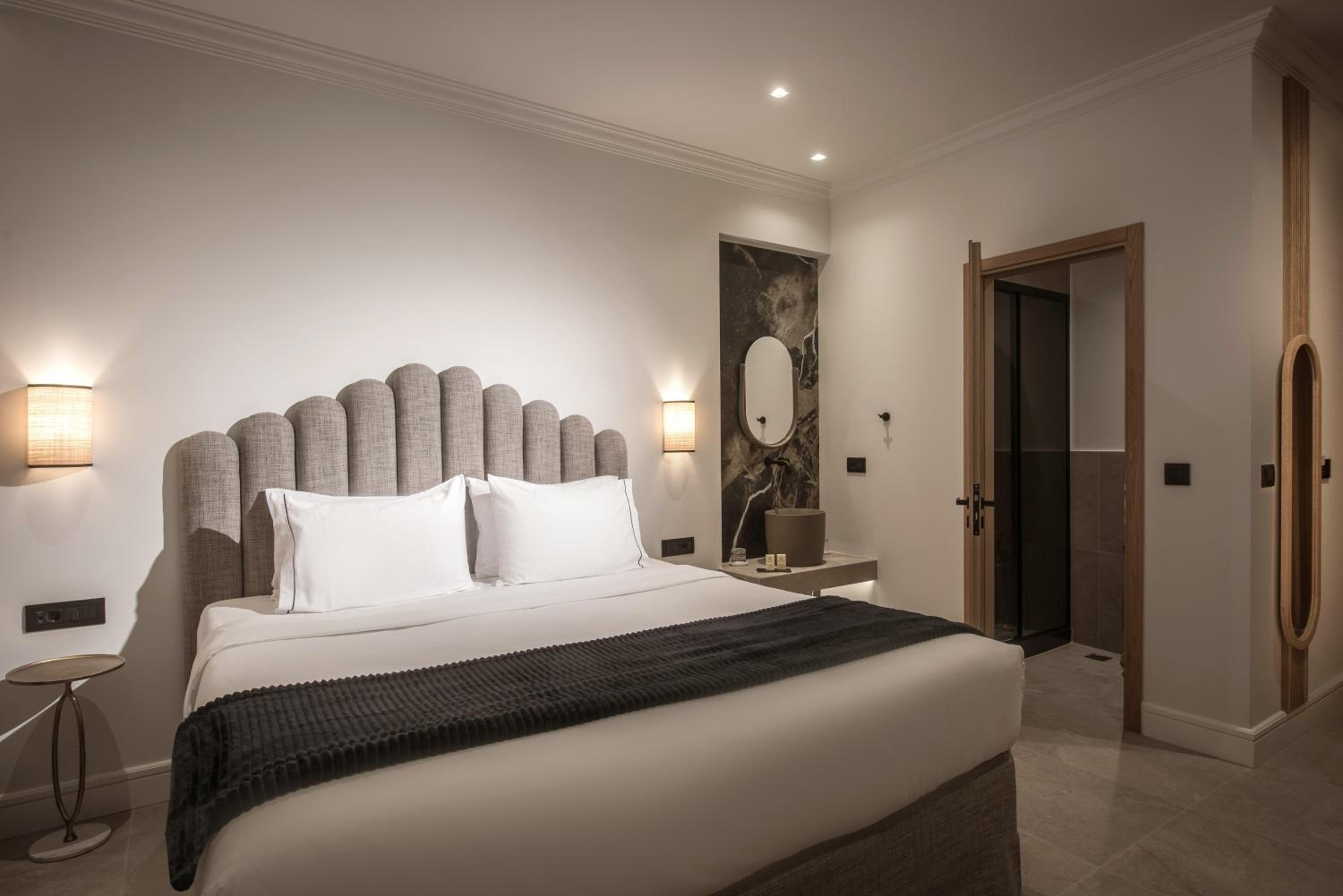 Double Room with Balcony photo 1