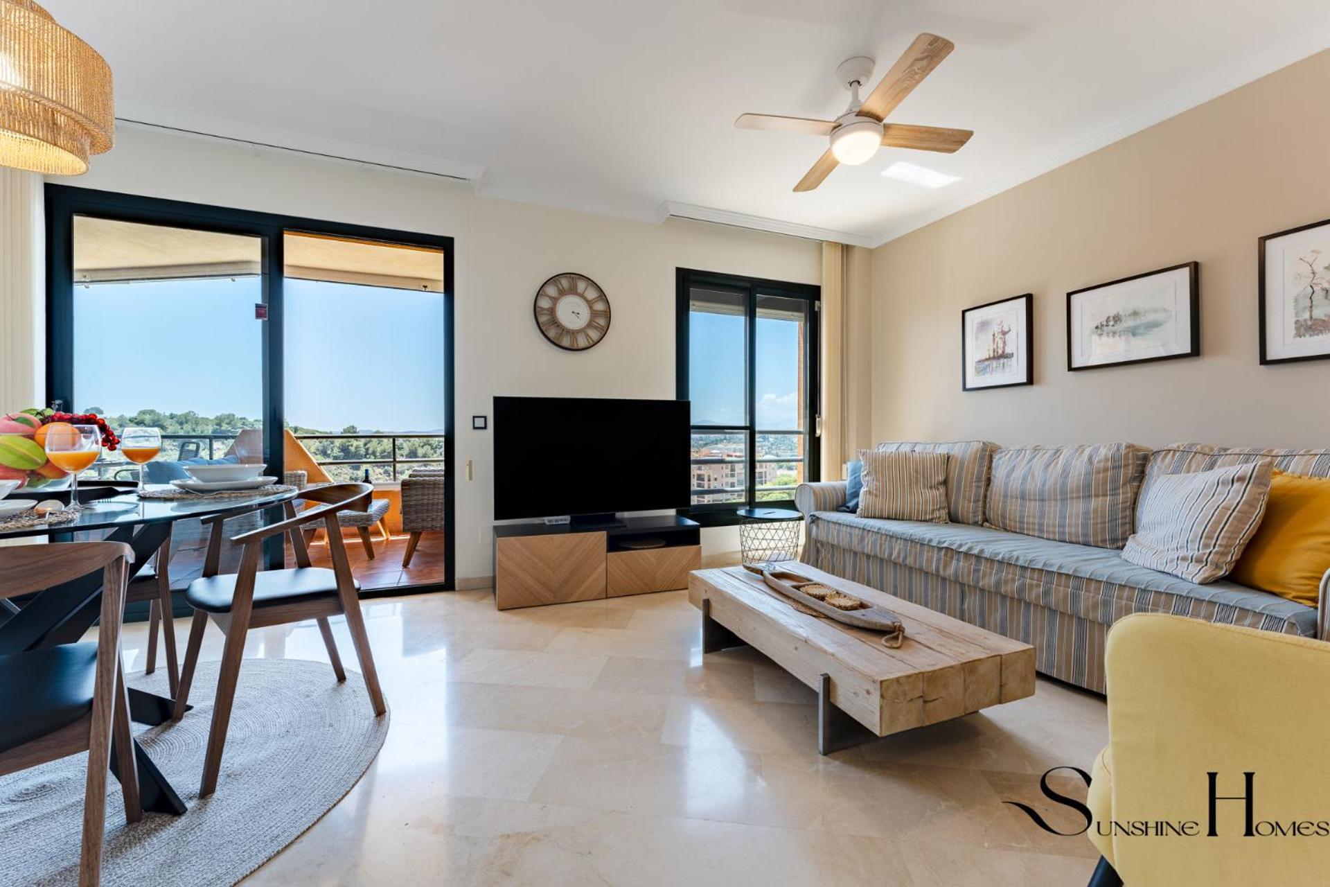 Apartamento de Dos Habitaciones con Vista a la Montaña