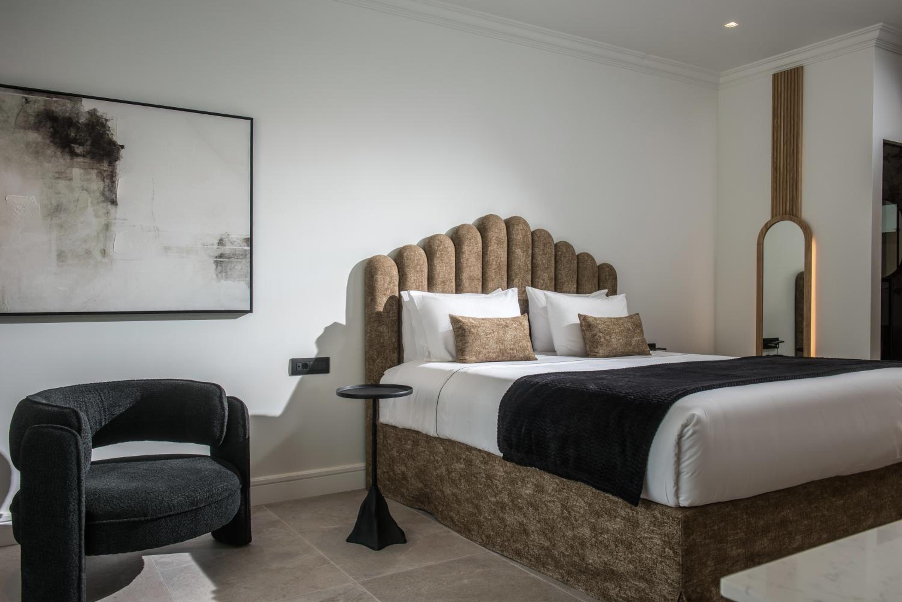 Junior Suite with Garden View - Photo 2