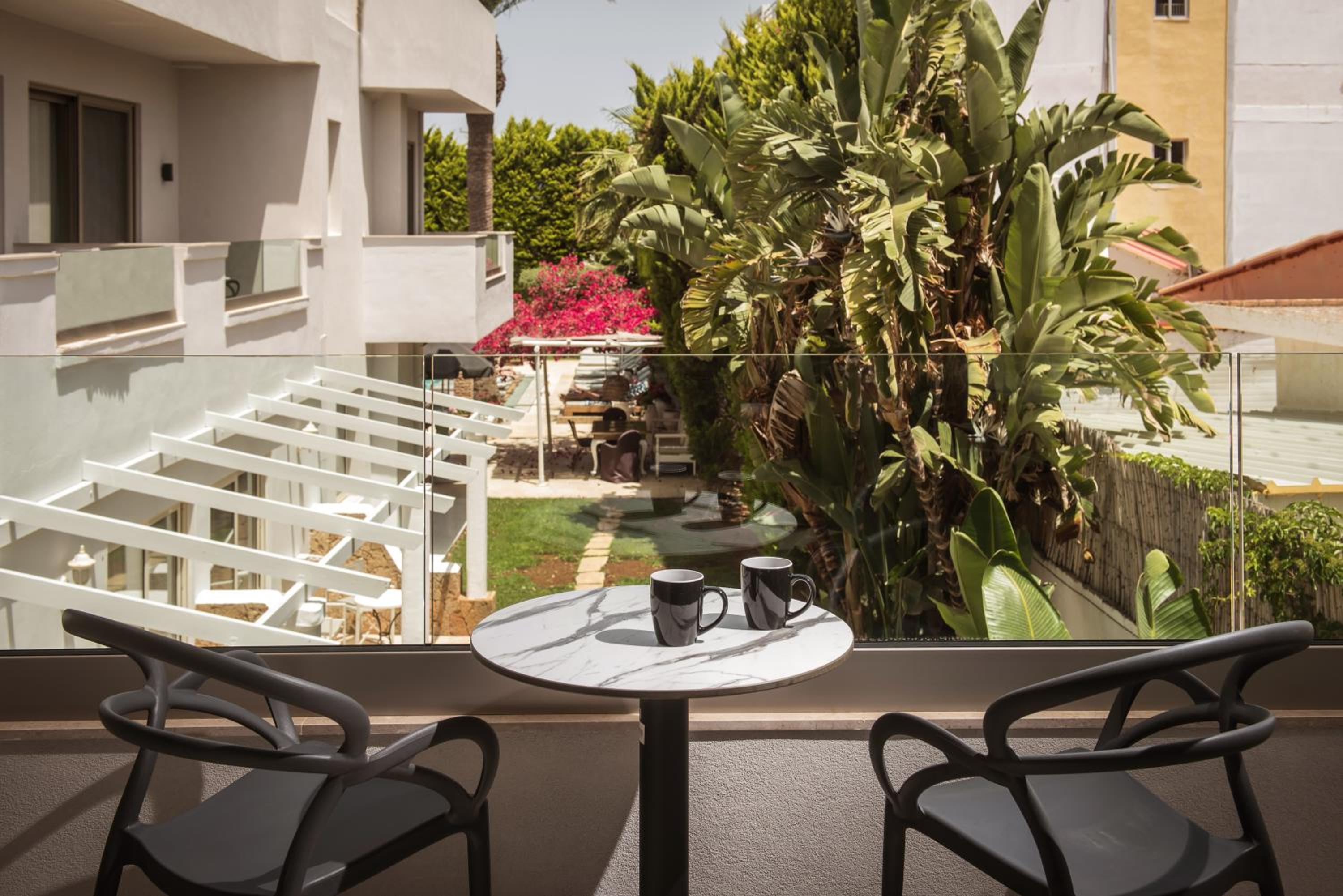 Junior Suite with Garden View - Photo 5